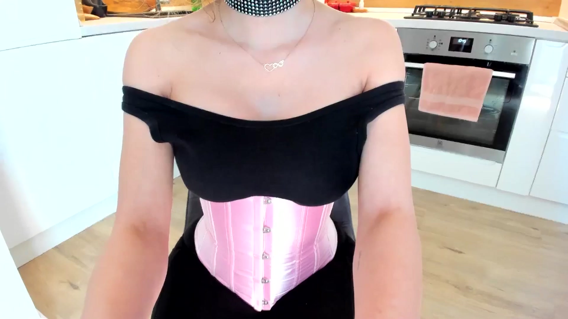 Gallery image thumbnail from DennyA's myfreecams stream on, 05/13/2025, 13:12 image 15 of 20