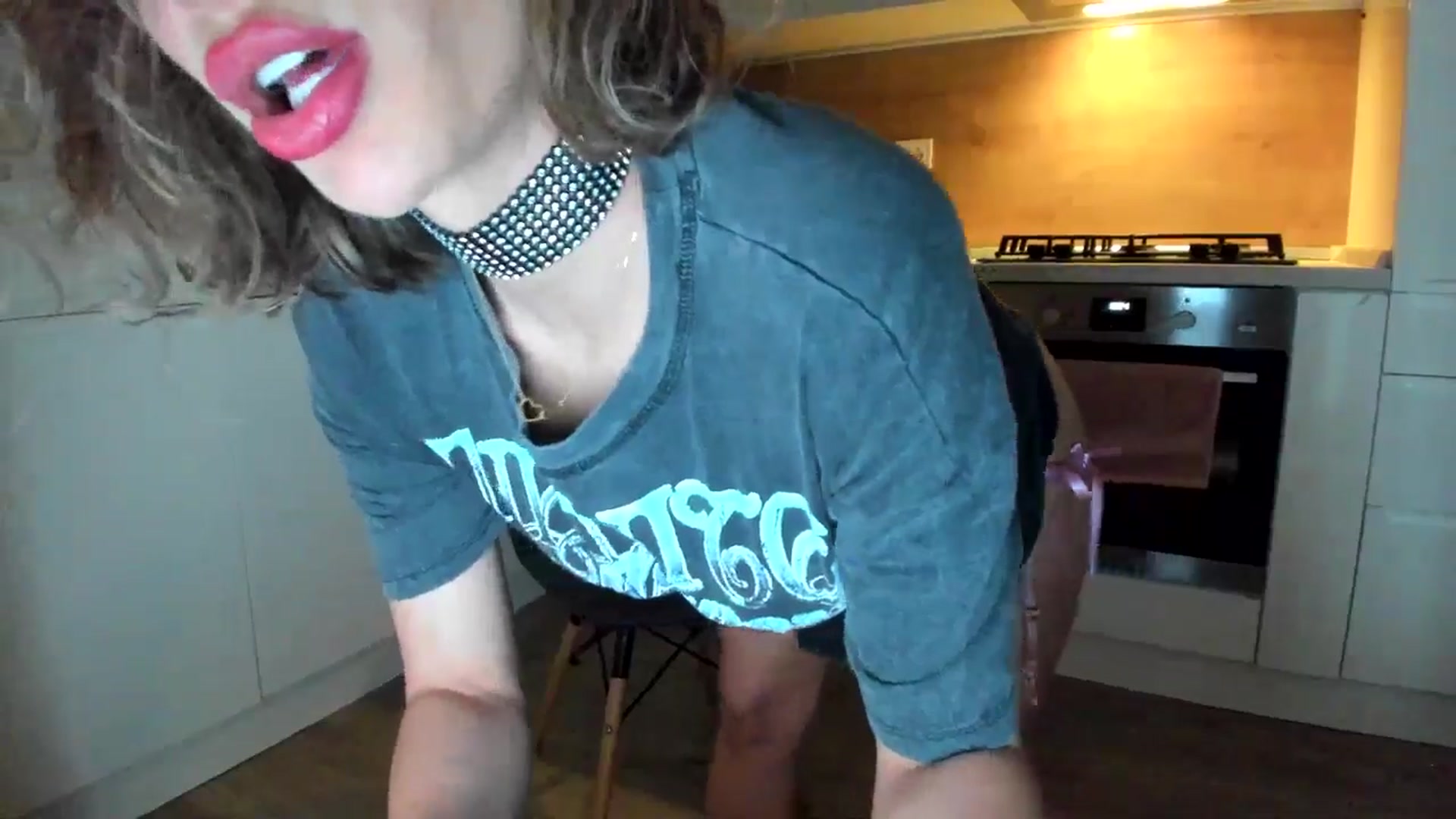 Gallery image thumbnail from DennyA's myfreecams stream on, 05/25/2025, 15:20 image 13 of 20