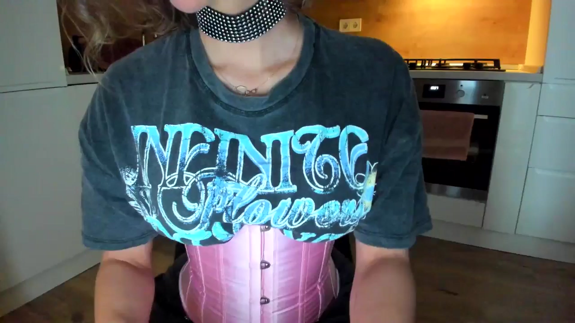 Gallery image thumbnail from DennyA's myfreecams stream on, 05/25/2025, 15:20 image 10 of 20