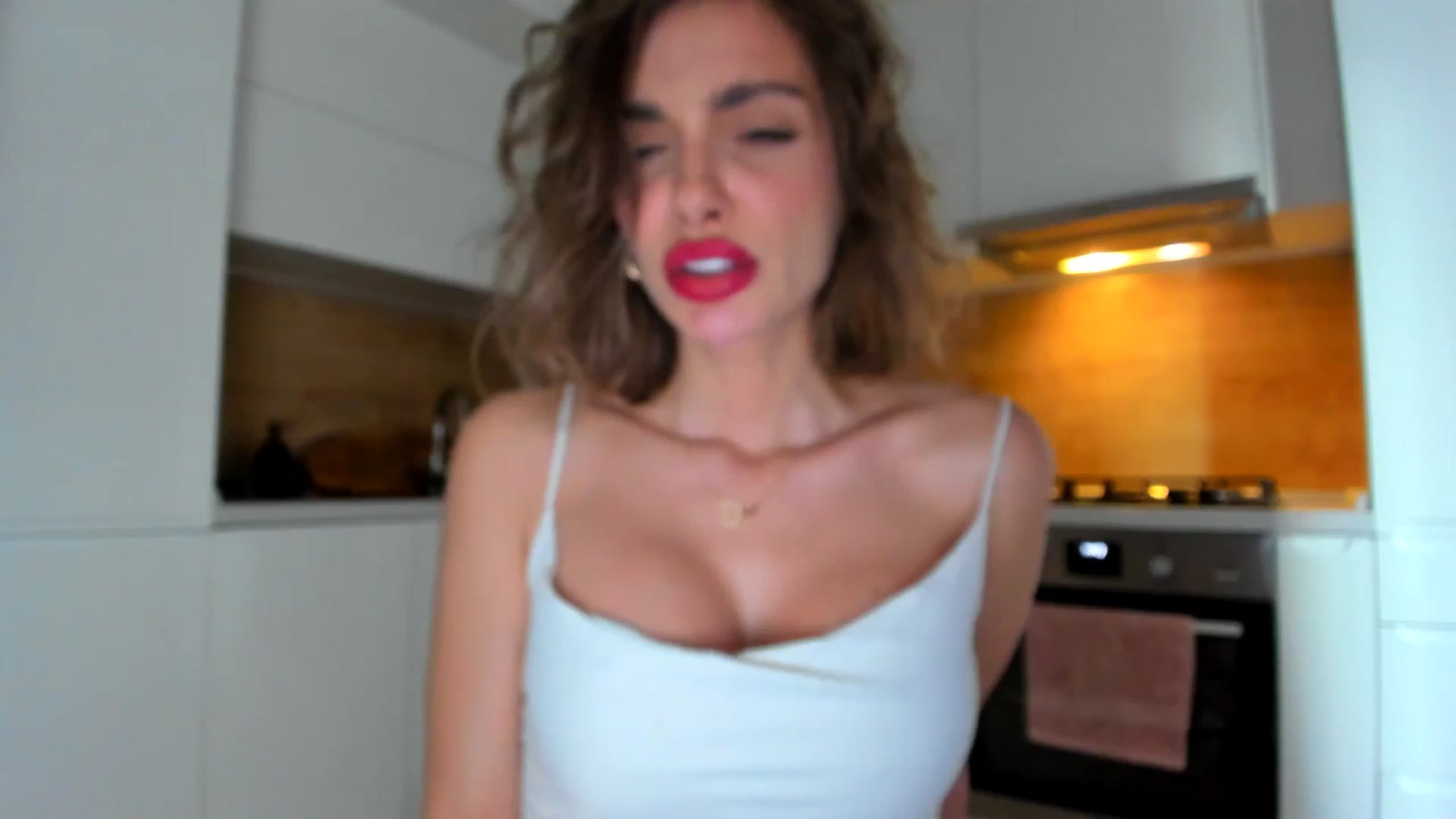 Gallery image thumbnail from DennyA's myfreecams stream on, 06/19/2025, 17:04 image 15 of 20
