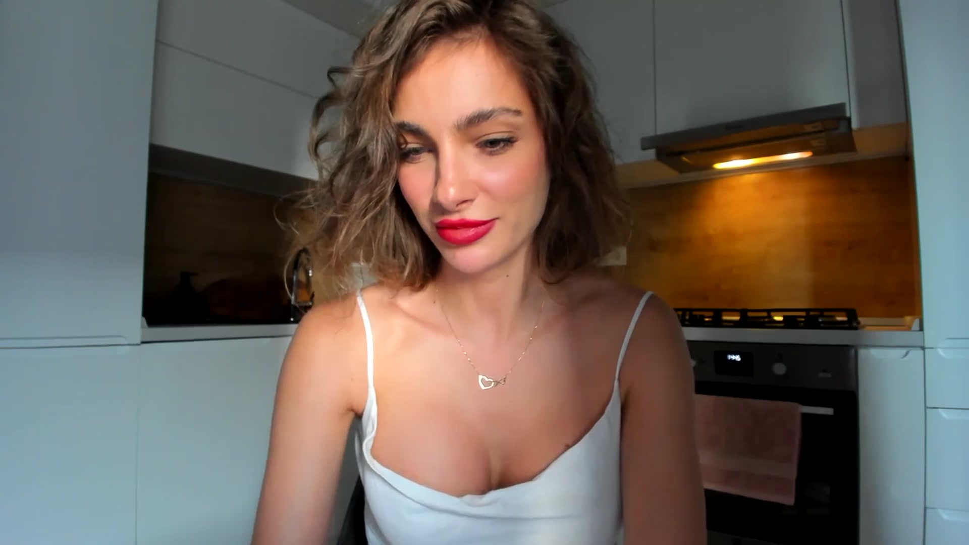 Gallery image thumbnail from DennyA's myfreecams stream on, 06/19/2025, 17:04 image 16 of 20