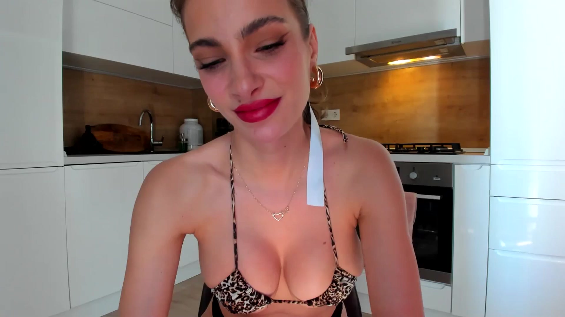 Gallery image thumbnail from DennyA's myfreecams stream on, 06/24/2025, 14:08 image 7 of 20