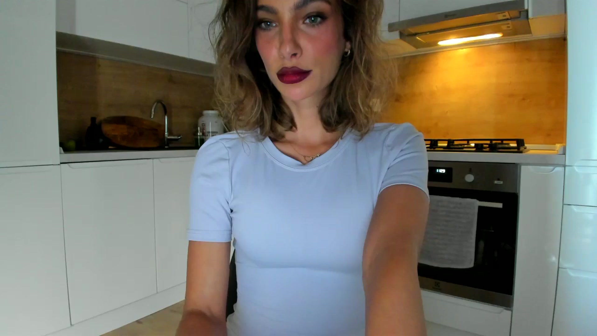 Gallery image thumbnail from DennyA's myfreecams stream on, 10/17/2025, 14:13 image 6 of 20