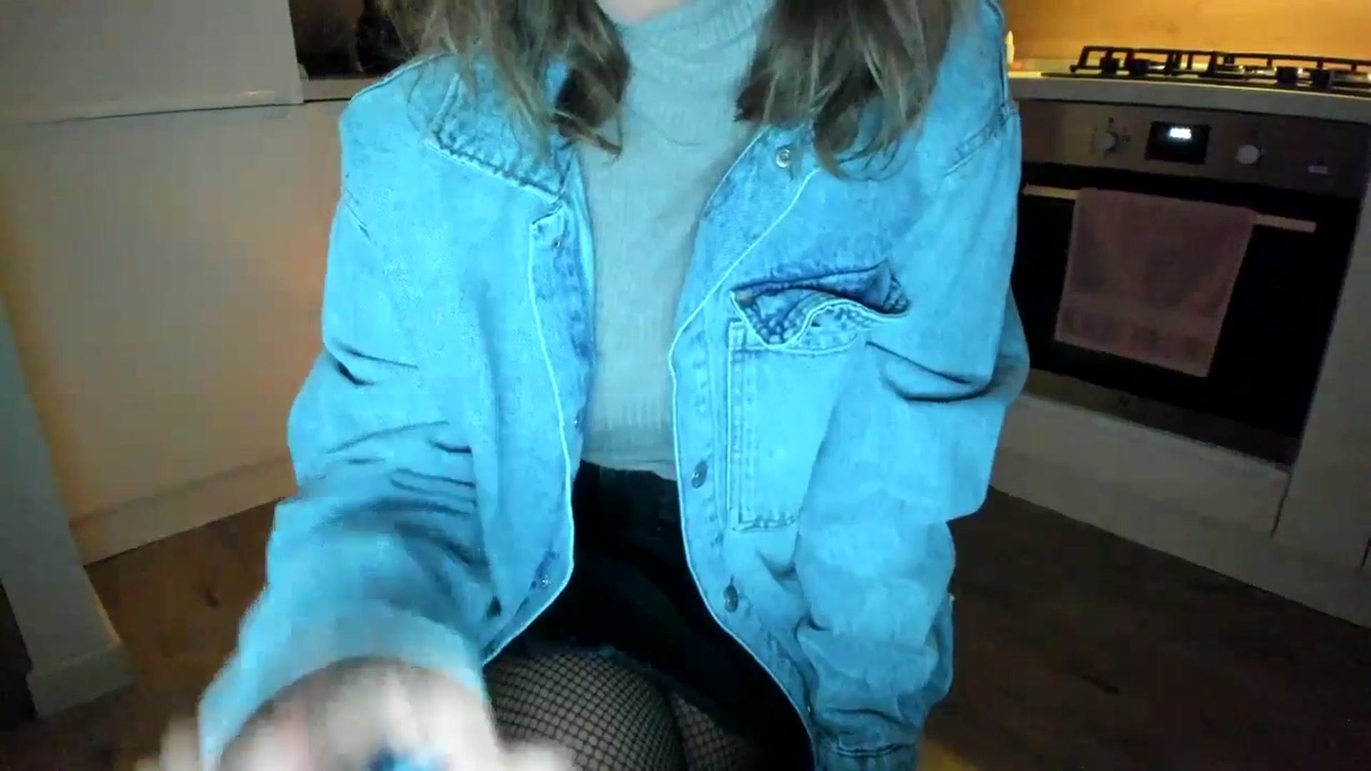 Gallery image thumbnail from DennyA's myfreecams stream on, 11/06/2025, 16:06 image 13 of 20
