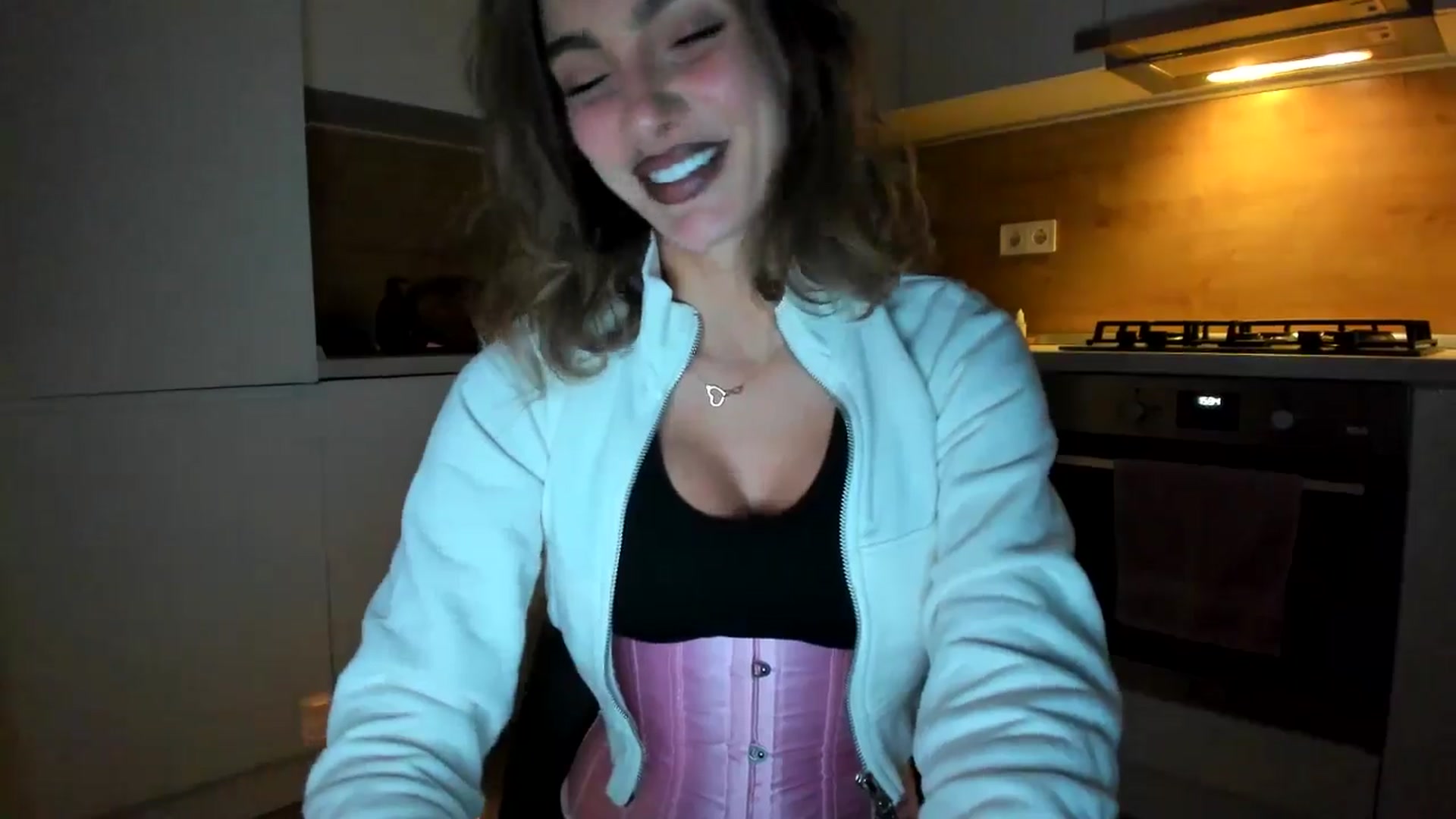 Gallery image thumbnail from DennyA's myfreecams stream on, 11/09/2025, 17:56 image 20 of 20