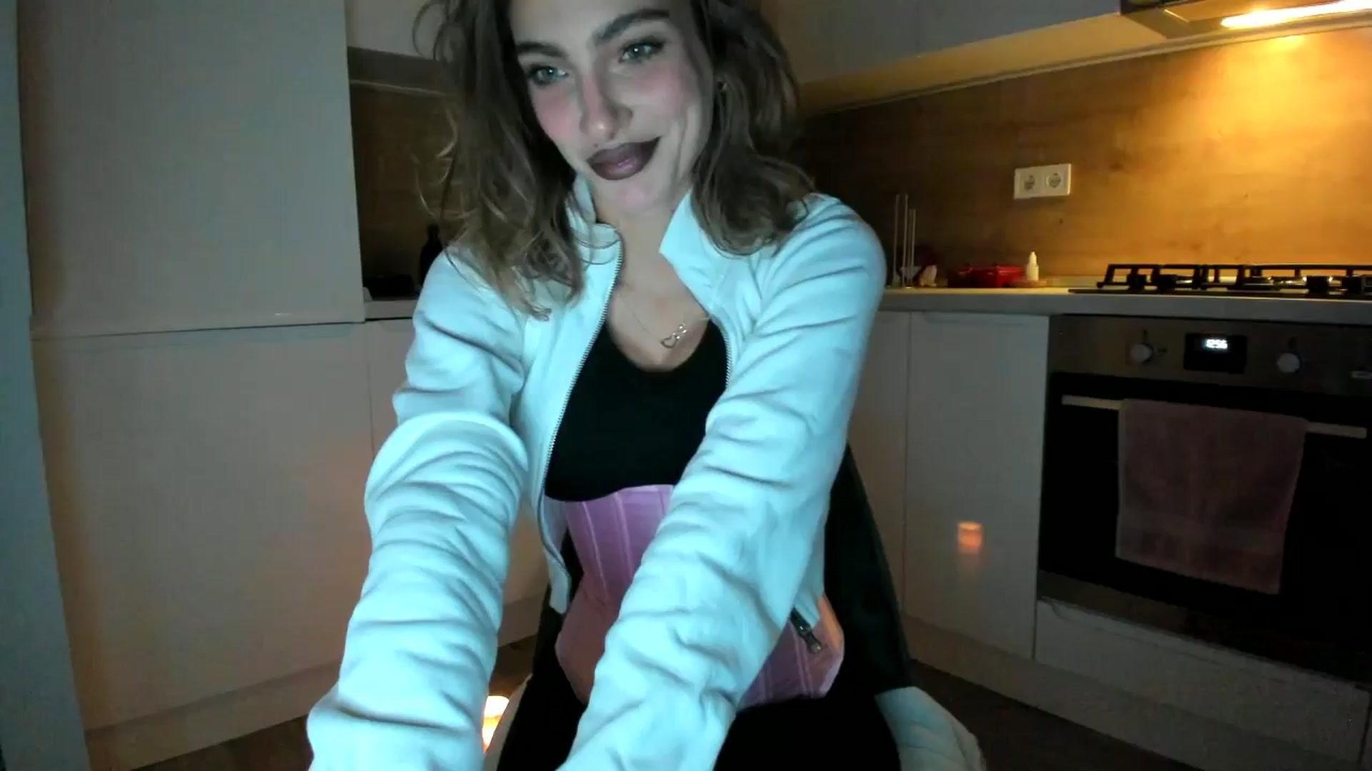 Gallery image thumbnail from DennyA's myfreecams stream on, 11/09/2025, 17:56 image 6 of 20