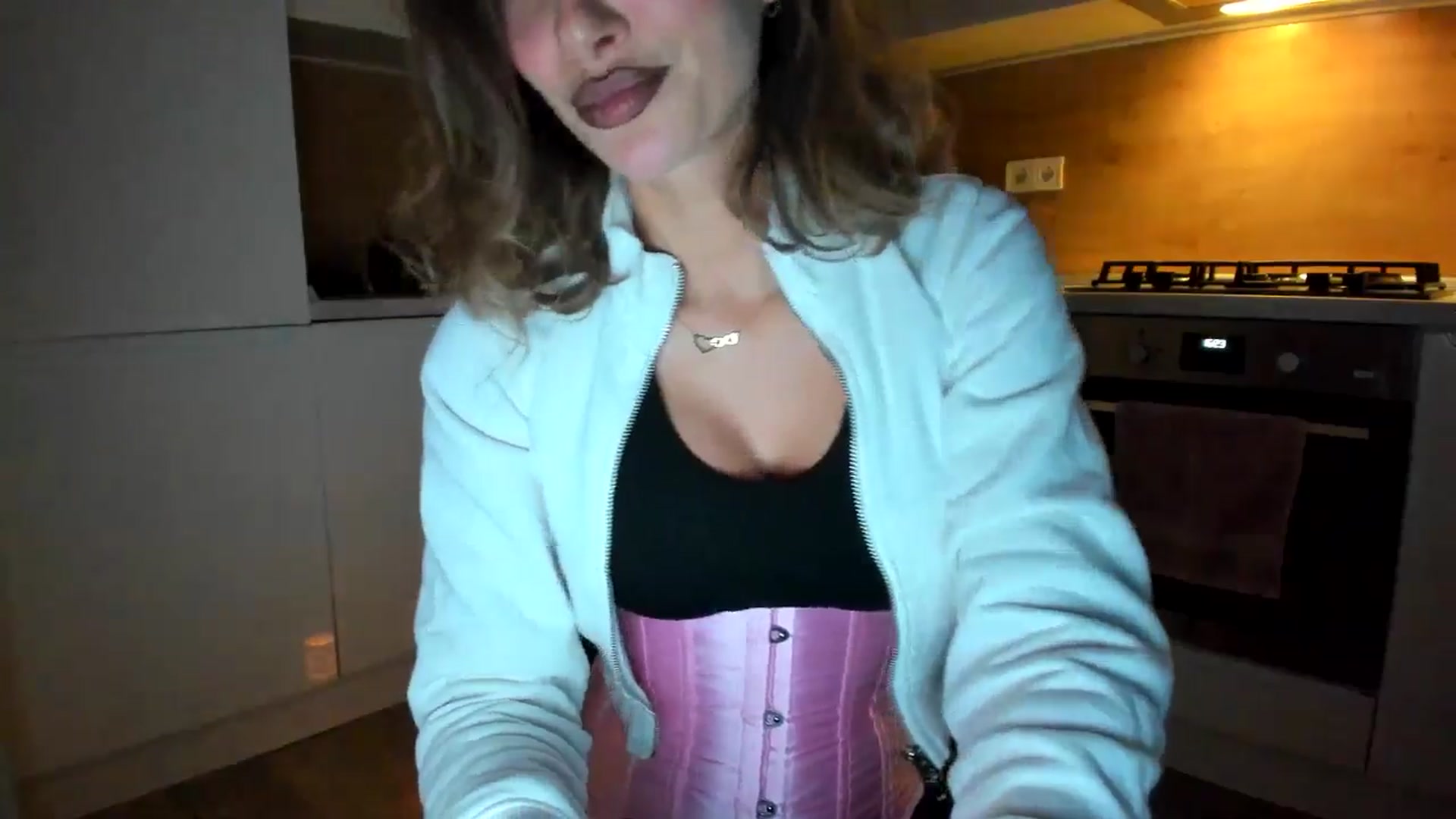 Gallery image thumbnail from DennyA's myfreecams stream on, 11/09/2025, 17:56 image 19 of 20