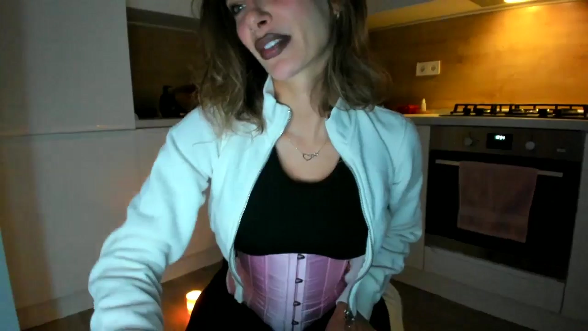 Gallery image thumbnail from DennyA's myfreecams stream on, 11/09/2025, 17:56 image 4 of 20
