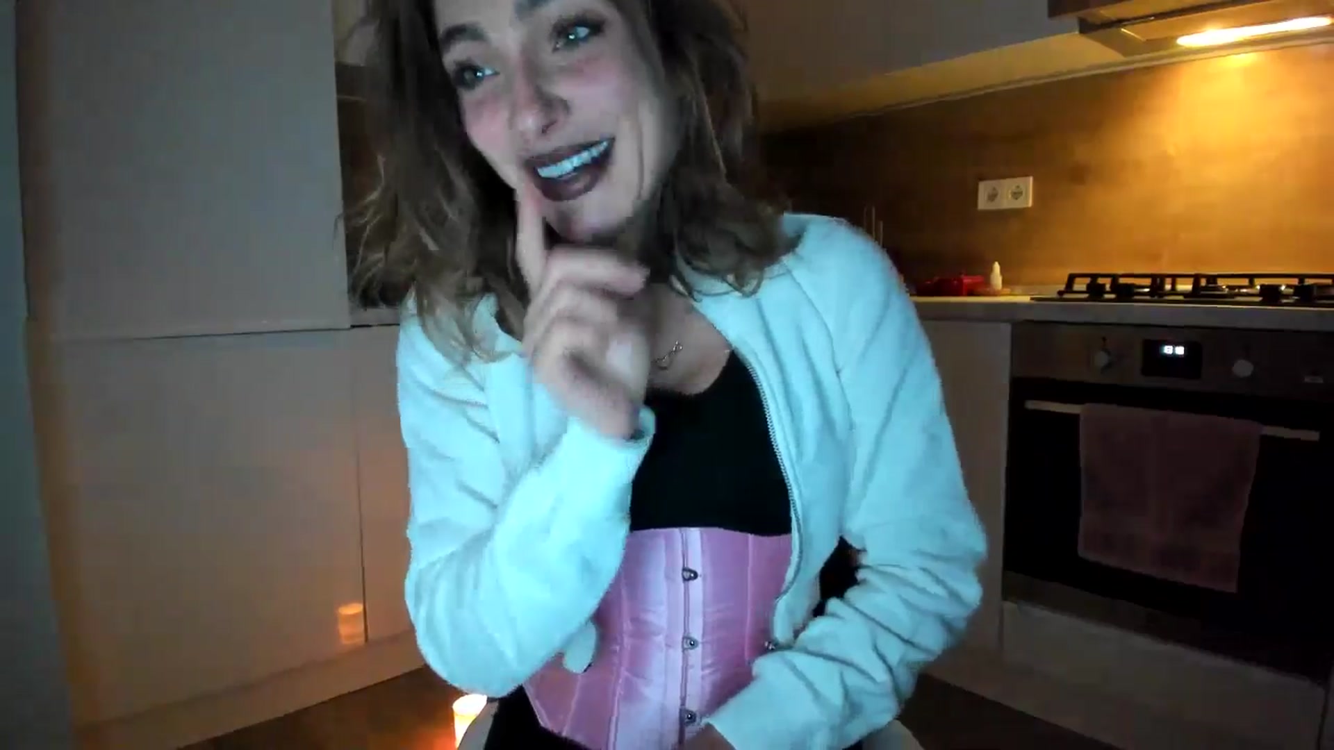 Gallery image thumbnail from DennyA's myfreecams stream on, 11/09/2025, 17:56 image 8 of 20