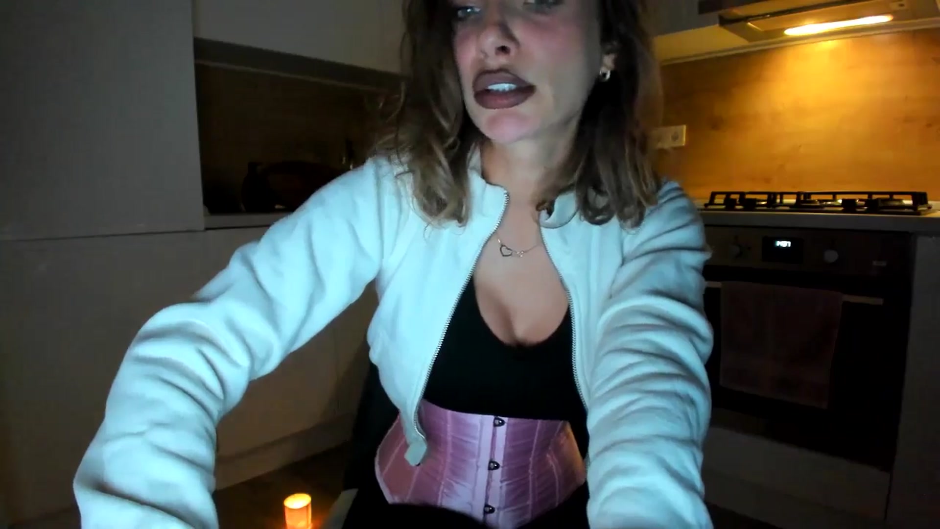 Gallery image thumbnail from DennyA's myfreecams stream on, 11/09/2025, 17:56 image 15 of 20