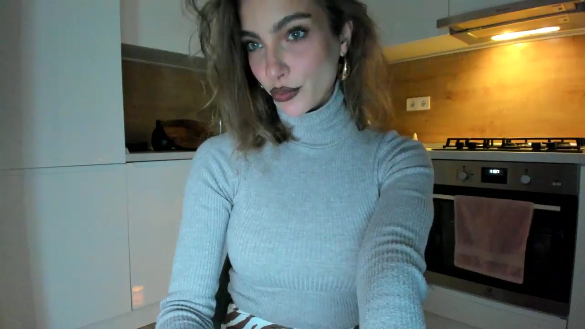 Gallery image thumbnail from DennyA's myfreecams stream on, 11/10/2025, 15:29 image 3 of 20
