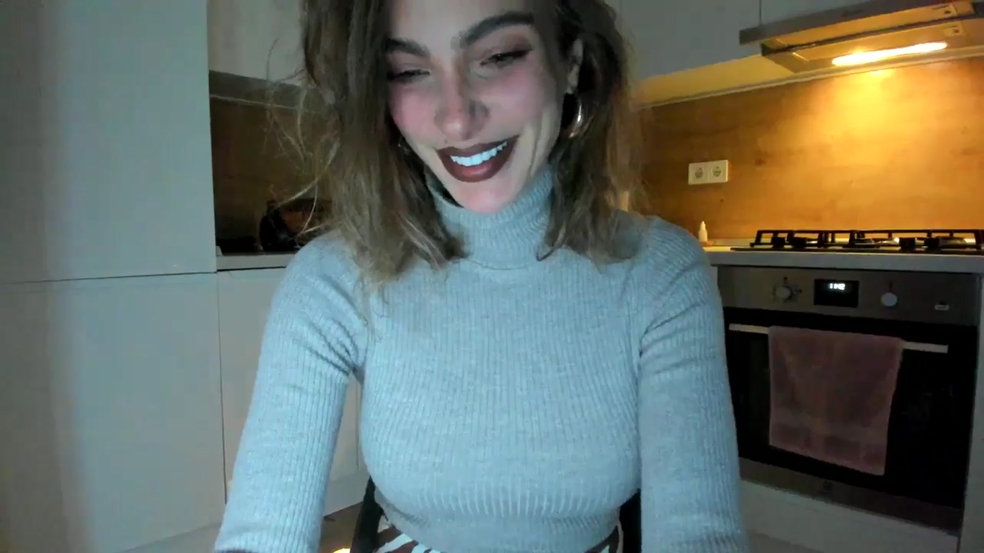 Gallery image thumbnail from DennyA's myfreecams stream on, 11/10/2025, 15:29 image 4 of 20