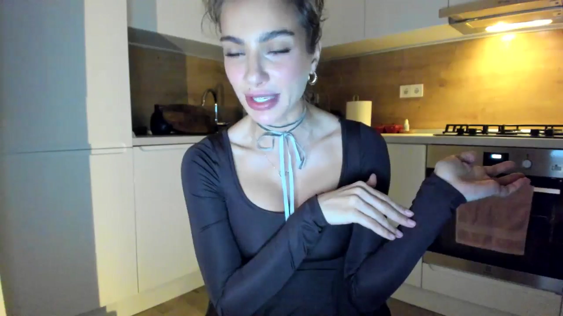 Gallery image thumbnail from DennyA's myfreecams stream on, 11/29/2025, 16:48 image 15 of 20