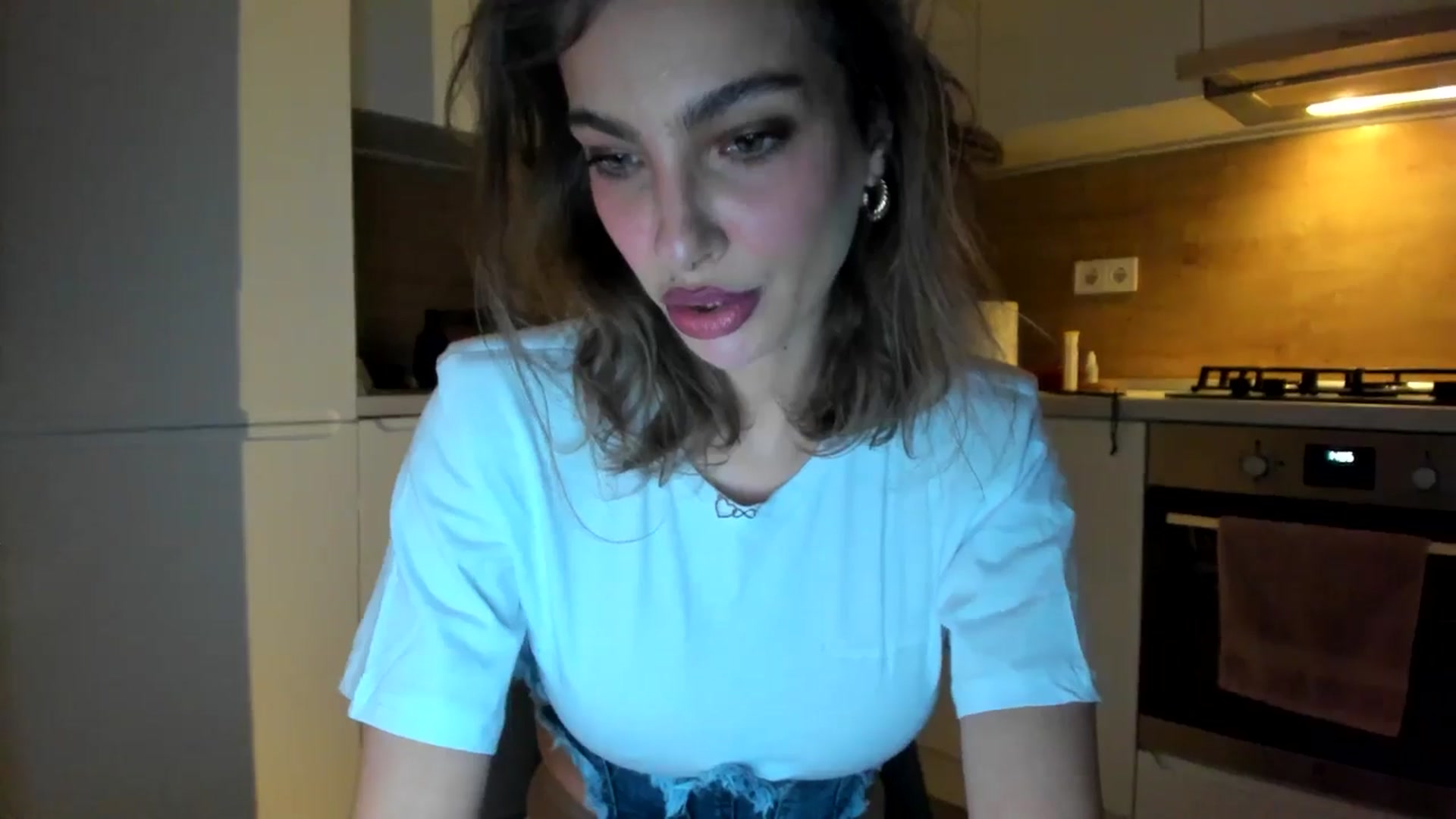 Gallery image thumbnail from DennyA's myfreecams stream on, 12/20/2025, 17:02 image 19 of 20