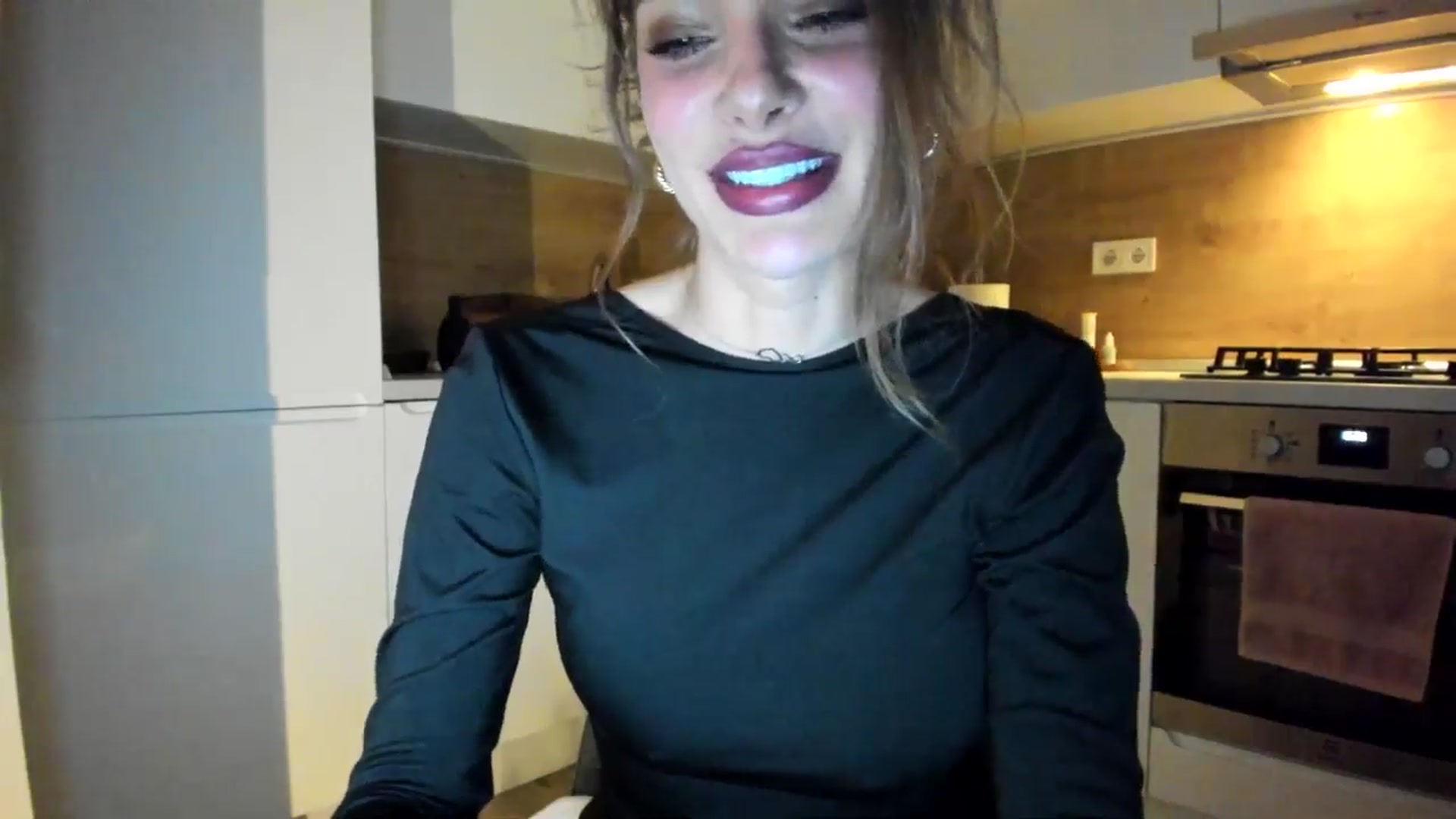 Gallery image thumbnail from DennyA's myfreecams stream on, 12/21/2025, 17:54 image 19 of 20