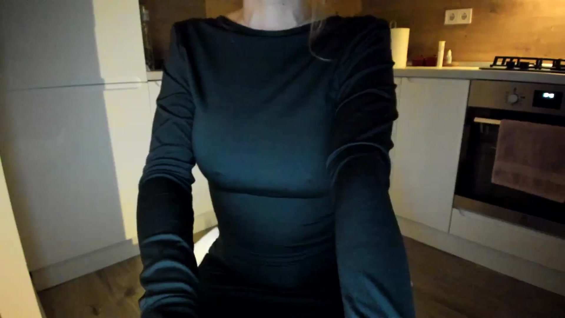 Gallery image thumbnail from DennyA's myfreecams stream on, 12/21/2025, 17:54 image 4 of 20