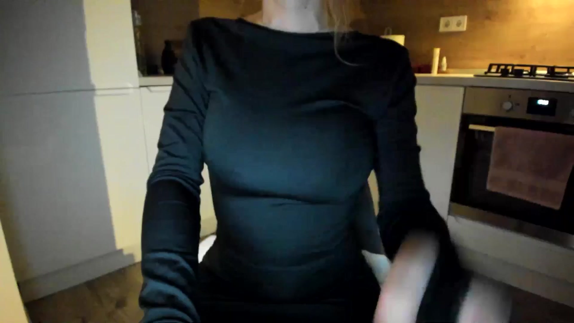 Gallery image thumbnail from DennyA's myfreecams stream on, 12/21/2025, 17:54 image 5 of 20