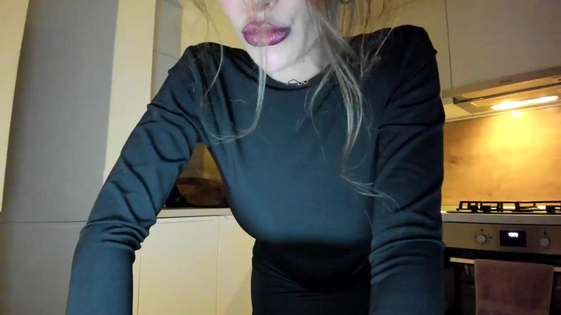 Gallery image thumbnail from DennyA's myfreecams stream on, 12/21/2025, 17:54 image 2 of 20