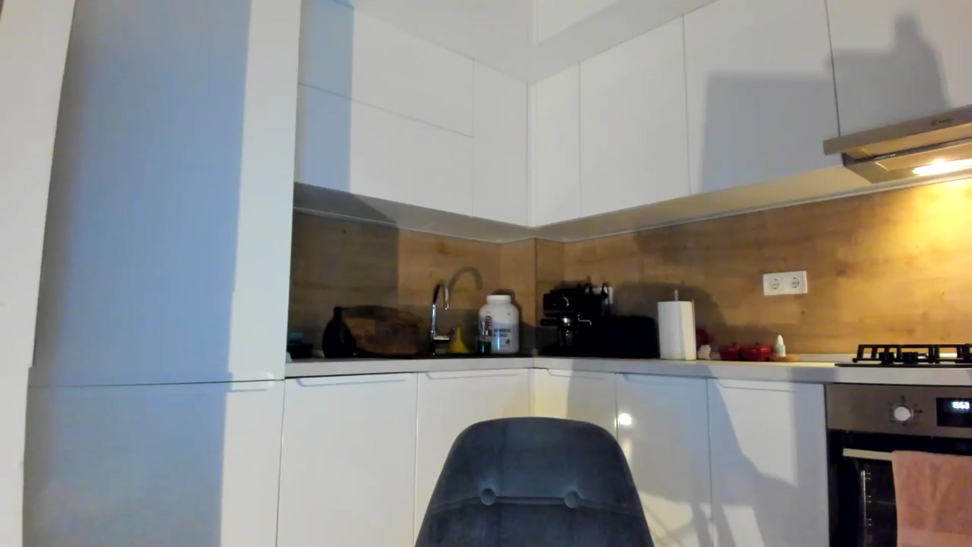 Gallery image thumbnail from DennyA's myfreecams stream on, 01/20/2026, 18:20 image 17 of 20