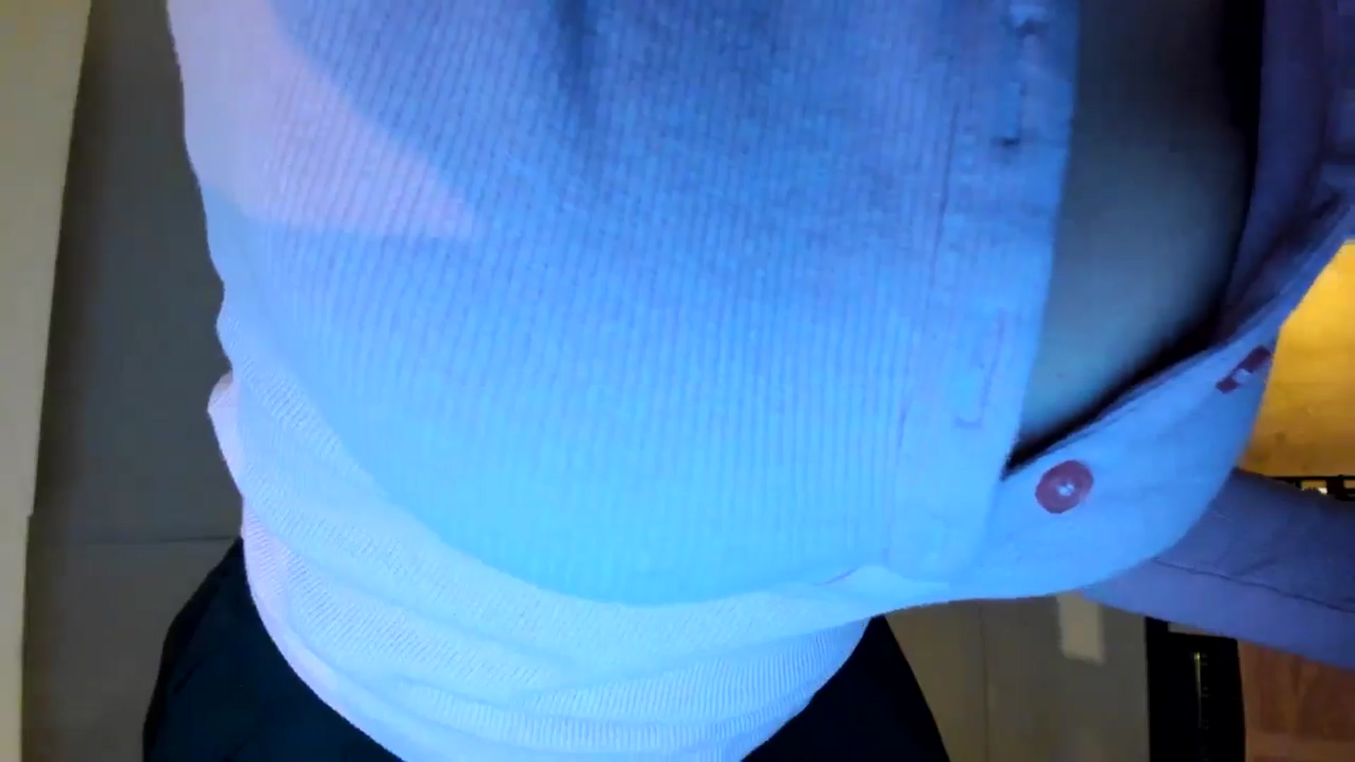 Gallery image thumbnail from DennyA's myfreecams stream on, 01/20/2026, 18:20 image 10 of 20