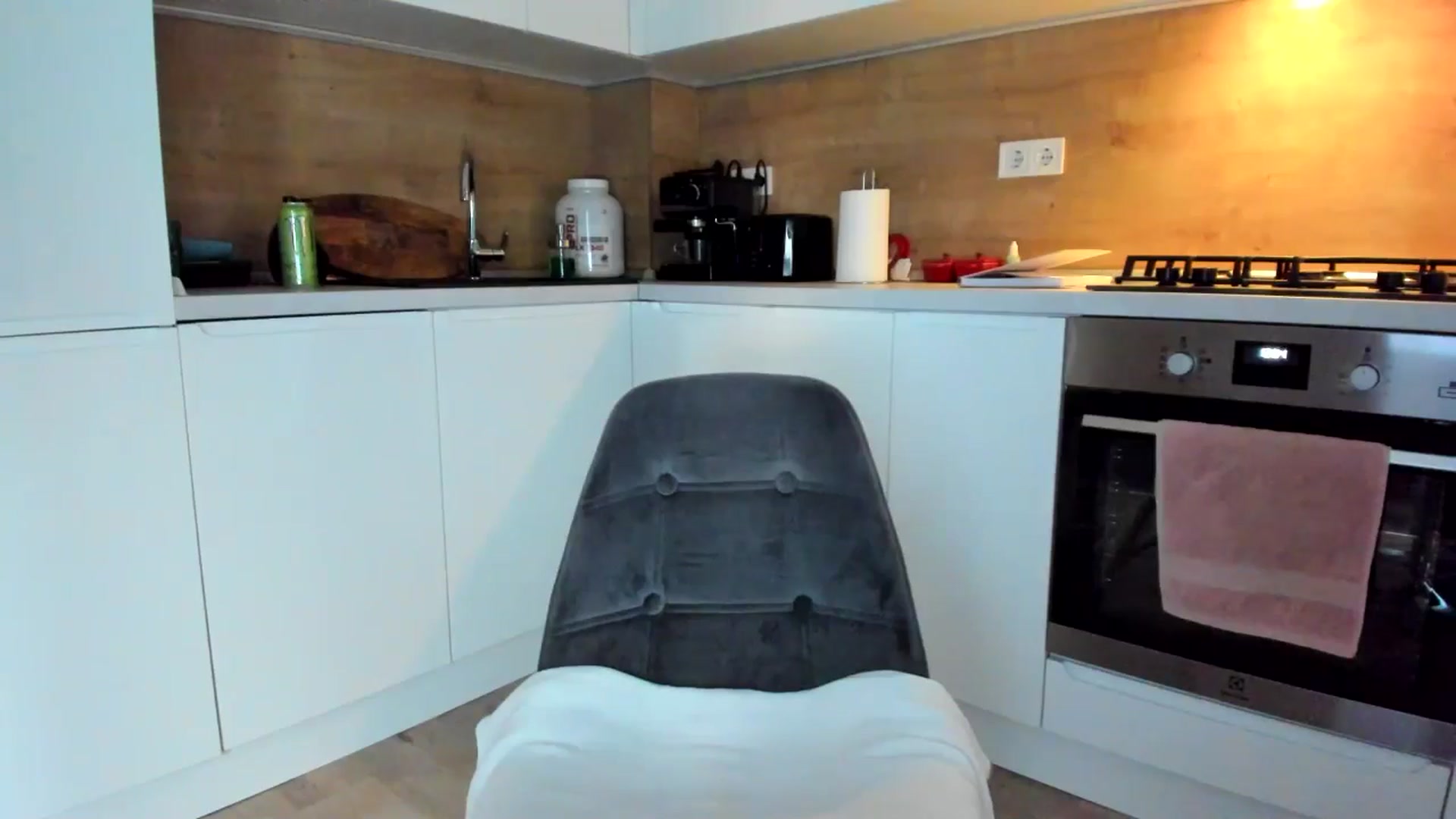 Gallery image thumbnail from DennyA's myfreecams stream on, 01/29/2026, 15:39 image 12 of 20