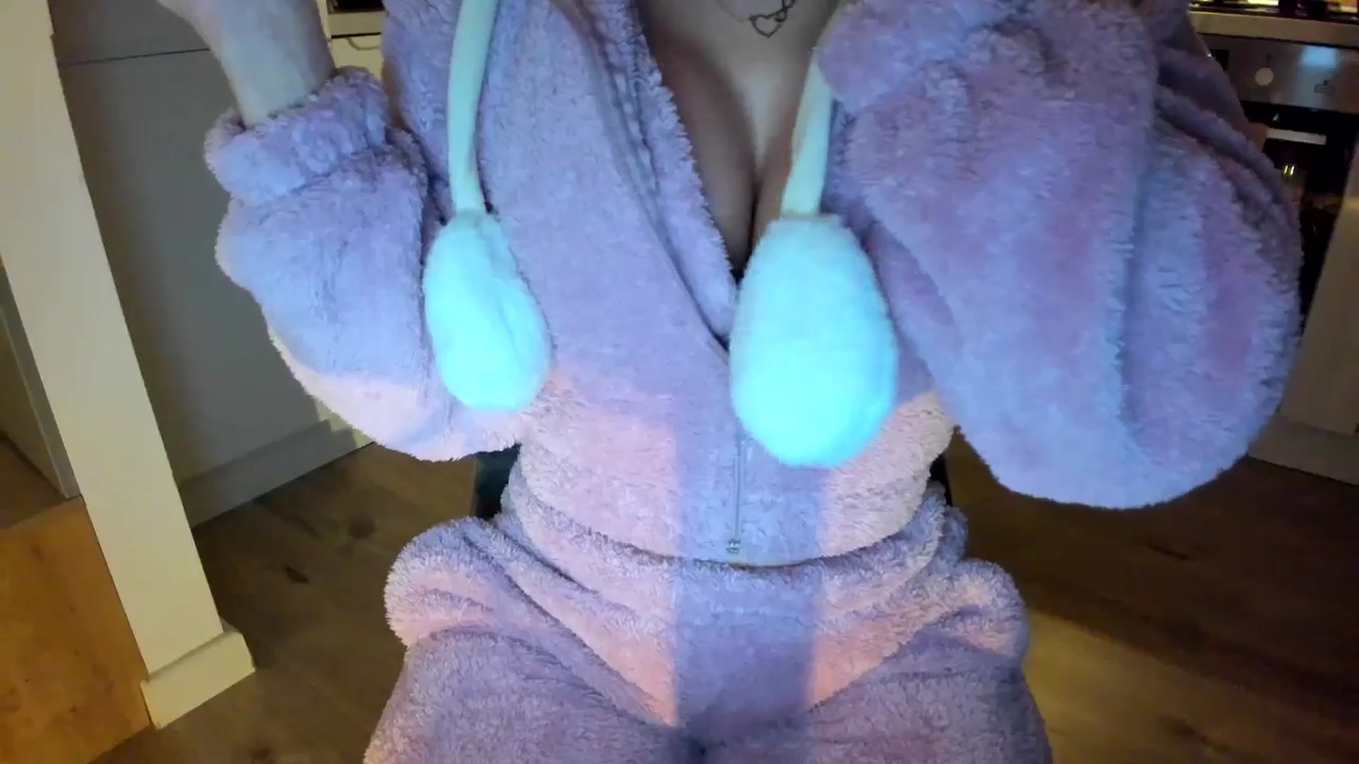 Gallery image thumbnail from DennyA's myfreecams stream on, 02/12/2026, 16:42 image 16 of 20