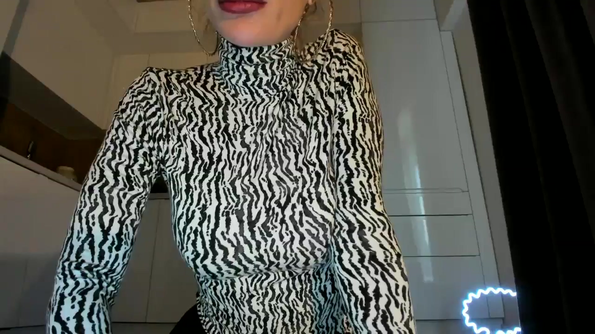 Gallery image thumbnail from DennyA's myfreecams stream on, 03/04/2026, 16:03 image 20 of 20