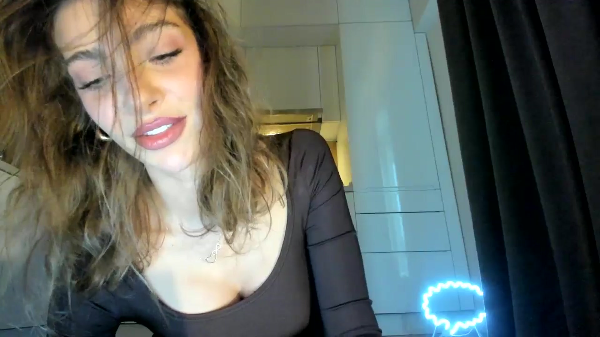 Gallery image thumbnail from DennyA's myfreecams stream on, 03/22/2026, 17:11 image 10 of 20