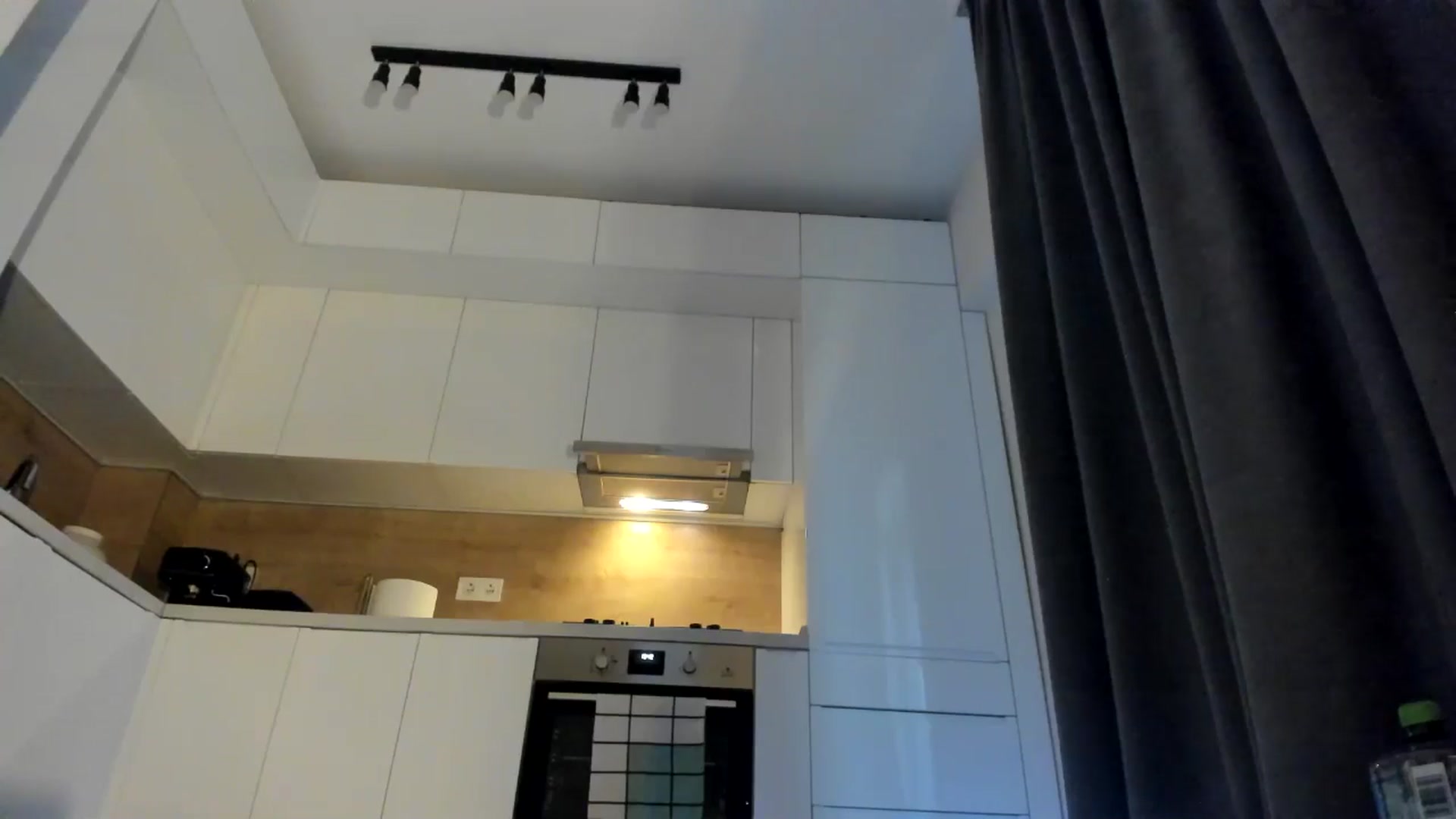 Gallery image thumbnail from DennyA's myfreecams stream on, 04/02/2026, 16:06 image 16 of 20