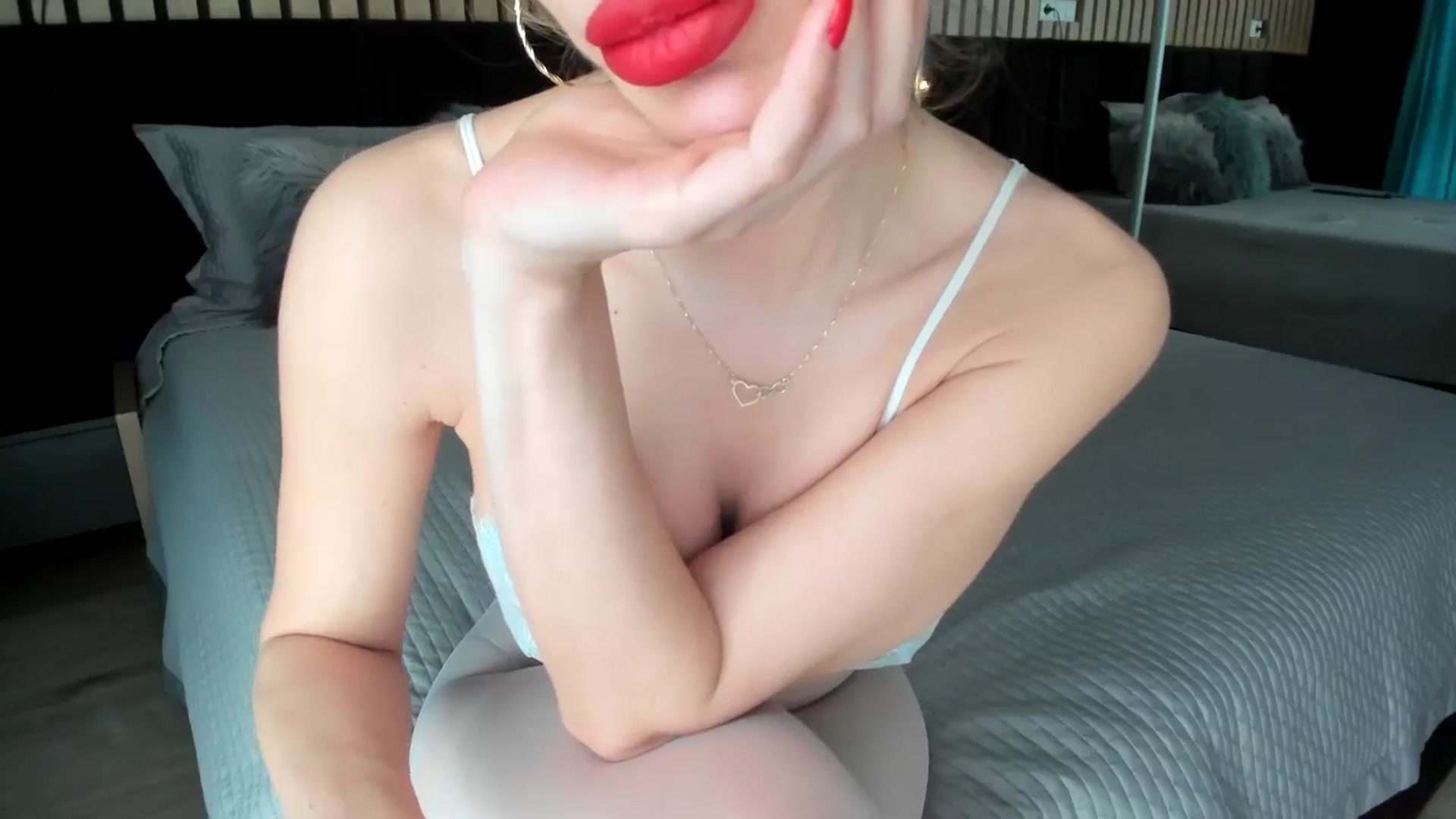 Gallery image thumbnail from DennyA's myfreecams stream on, 04/19/2026, 16:29 image 10 of 20