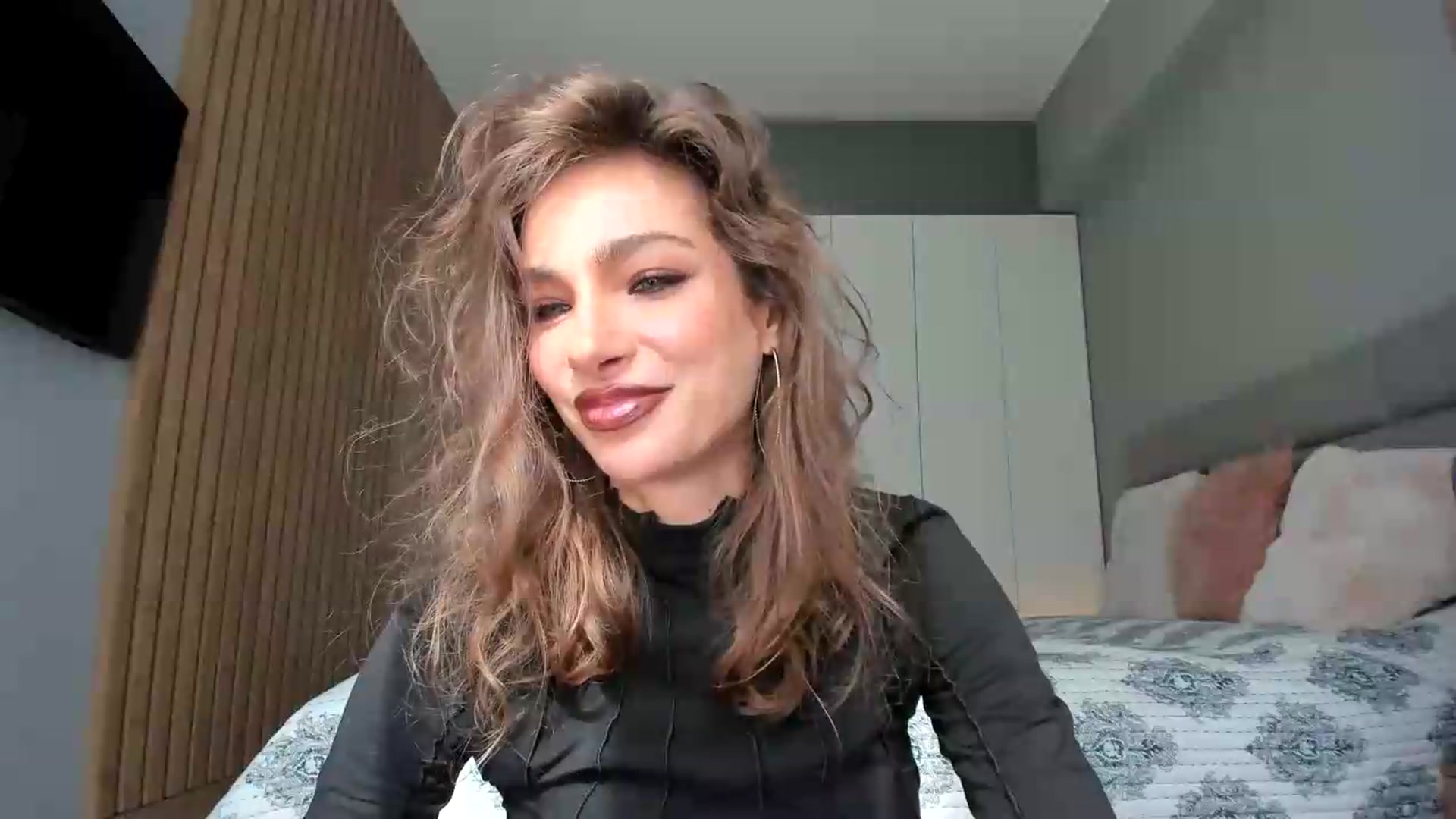 Gallery image thumbnail from DennyA's myfreecams stream on, 07/17/2026, 14:58 image 14 of 20