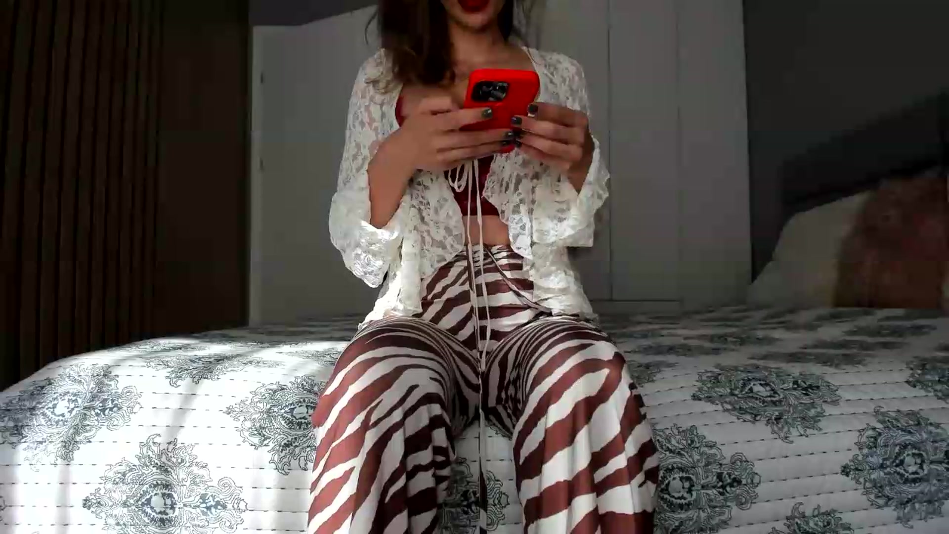 Gallery image thumbnail from DennyA's myfreecams stream on, 08/02/2026, 14:56 image 13 of 20