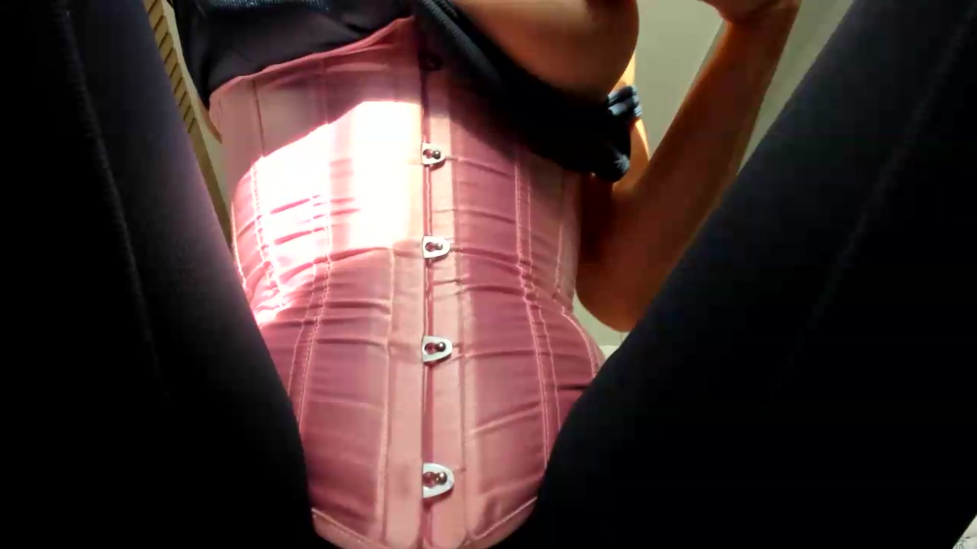 Gallery image thumbnail from DennyA's myfreecams stream on, 08/11/2026, 15:52 image 10 of 20