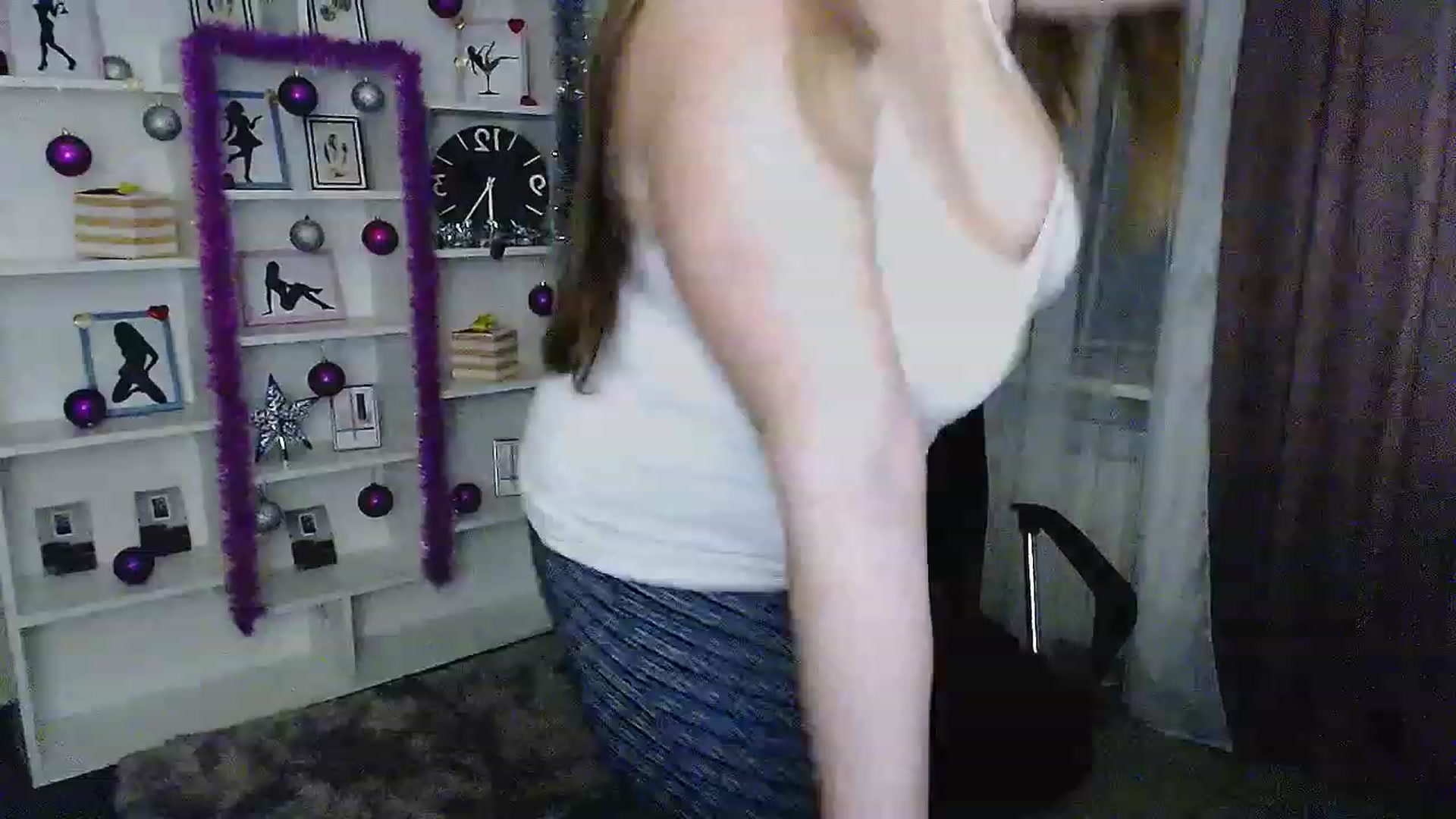 Gallery image thumbnail from Depraved_Kate's myfreecams stream on, 12/25/2022, 19:20 image 7 of 20