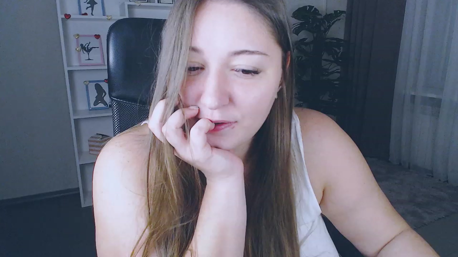 Gallery image thumbnail from Depraved_Kate's myfreecams stream on, 12/07/2023, 17:05 image 18 of 20