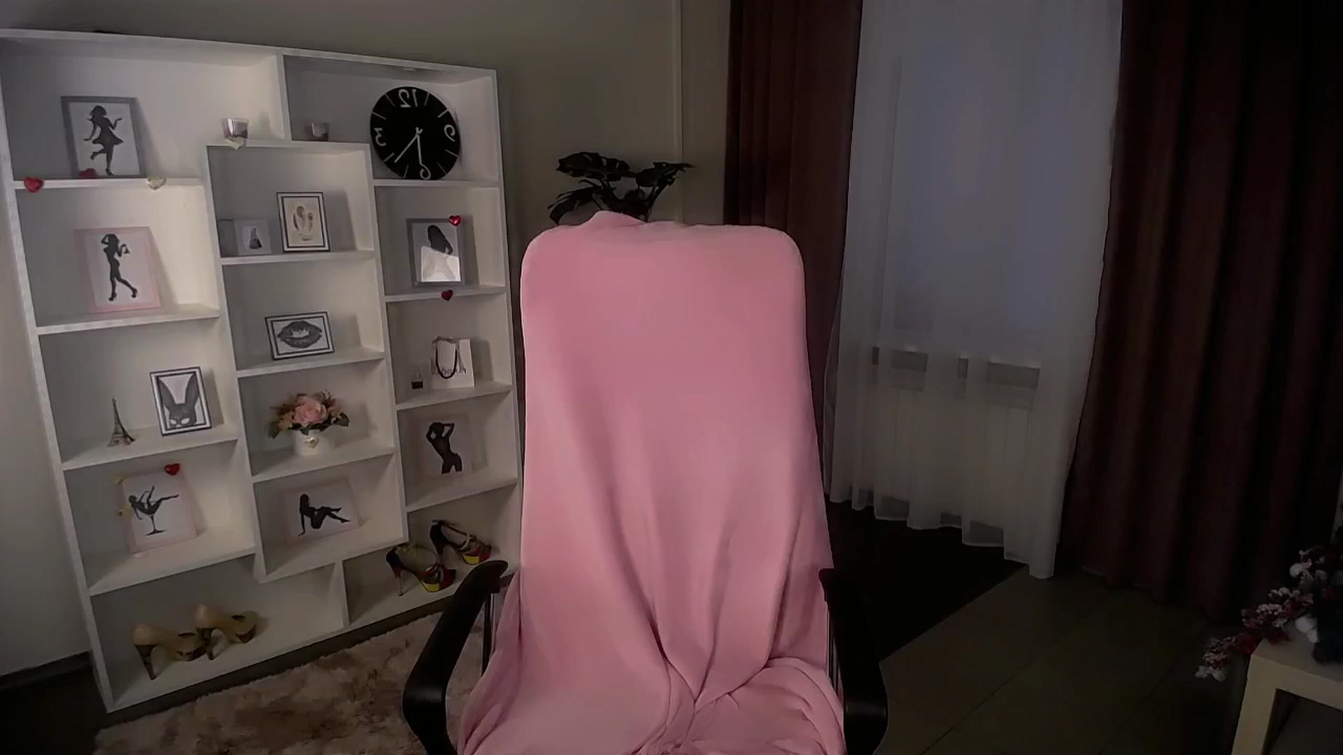 Gallery image thumbnail from Depraved_Kate's myfreecams stream on, 05/20/2024, 17:05 image 18 of 20