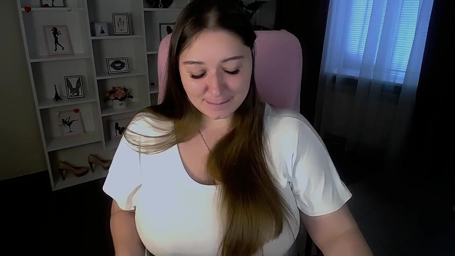 Gallery image thumbnail from Depraved_Kate's myfreecams stream on, 06/21/2024, 12:47 image 10 of 20
