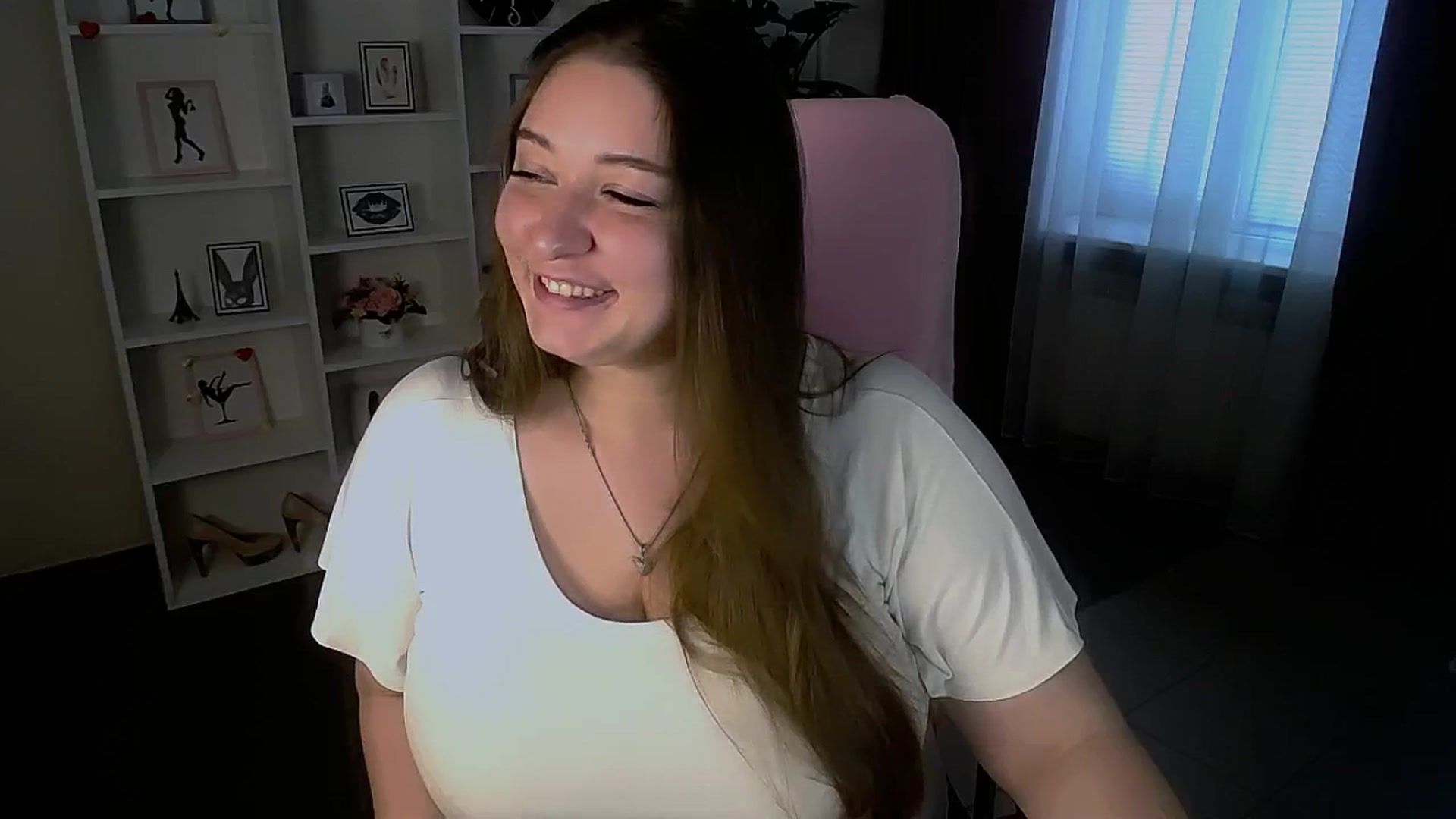 Gallery image thumbnail from Depraved_Kate's myfreecams stream on, 06/21/2024, 12:47 image 6 of 20
