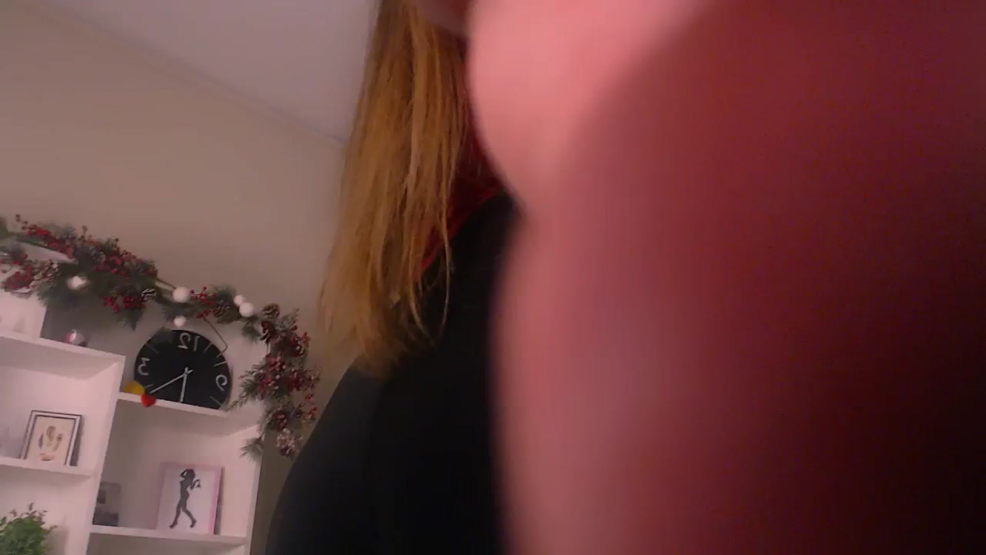 Gallery image thumbnail from Depraved_Kate's myfreecams stream on, 12/28/2024, 13:30 image 17 of 20