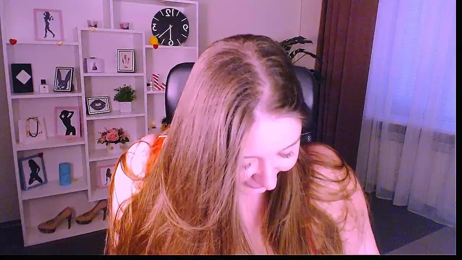 Gallery image thumbnail from Depraved_Kate's myfreecams stream on, 05/19/2025, 16:50 image 19 of 20