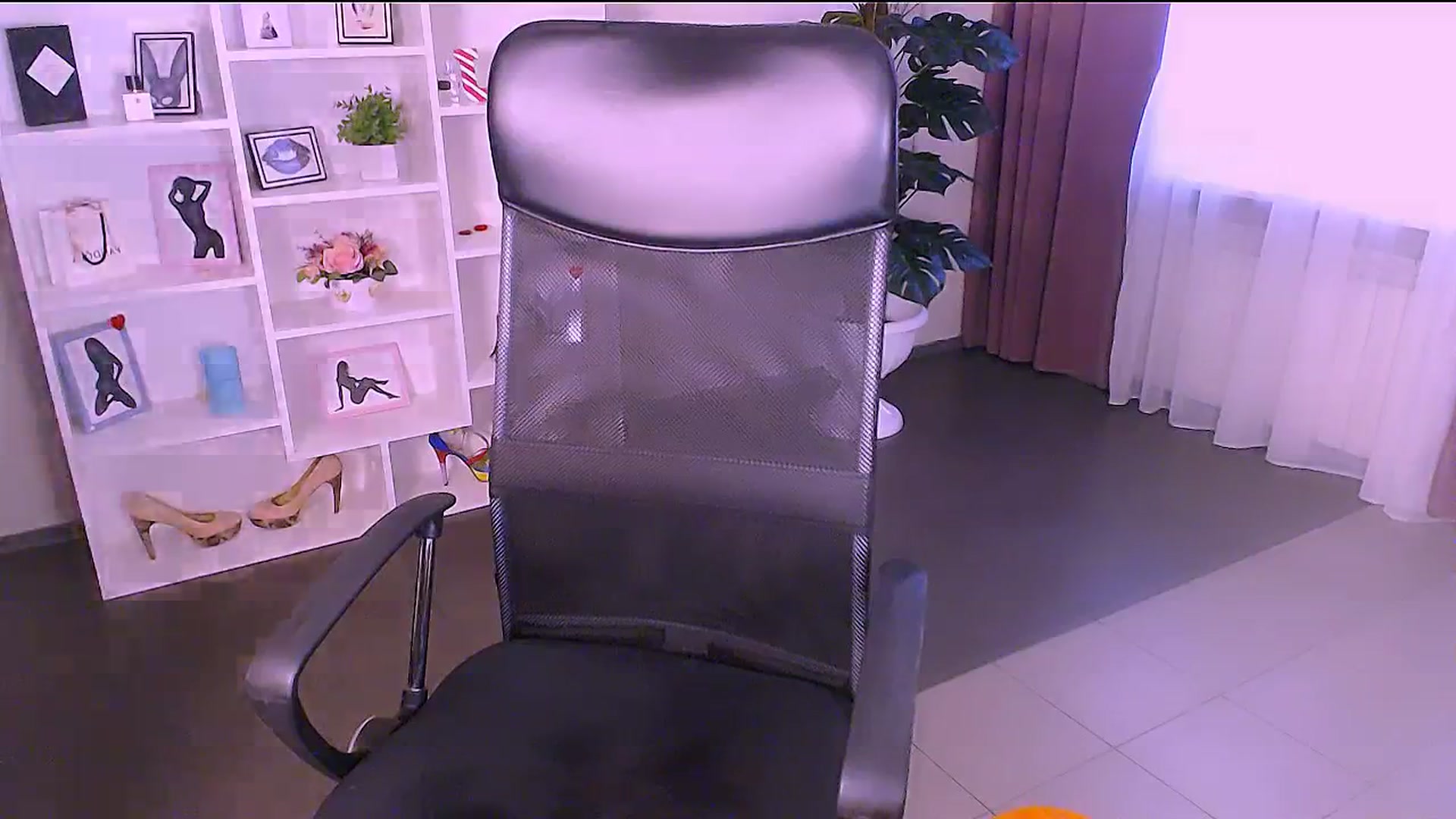 Gallery image thumbnail from Depraved_Kate's myfreecams stream on, 09/03/2025, 14:14 image 19 of 20