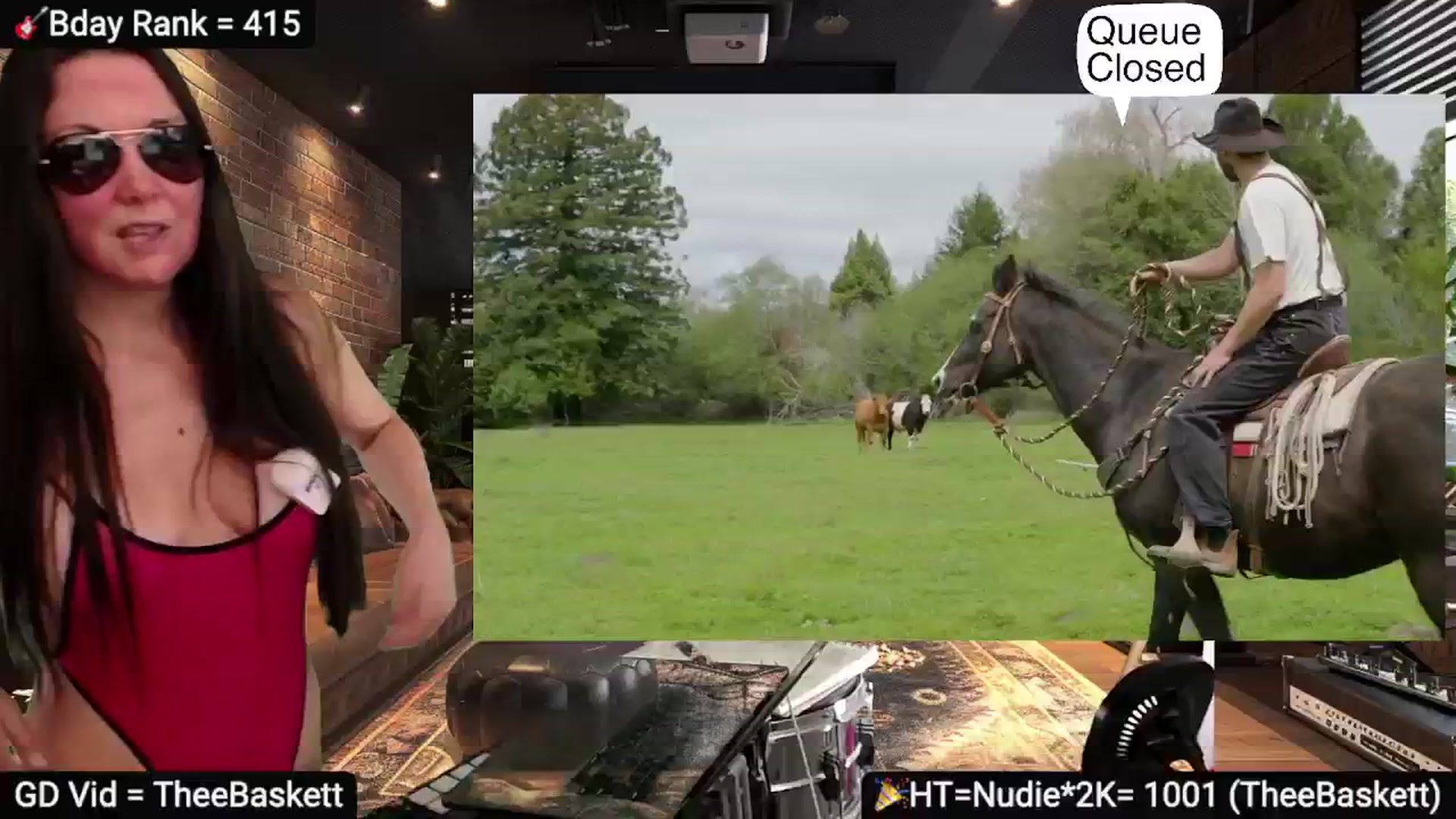 Gallery image thumbnail from DesZeppelin's myfreecams stream on, 06/16/2024, 09:04 image 16 of 20