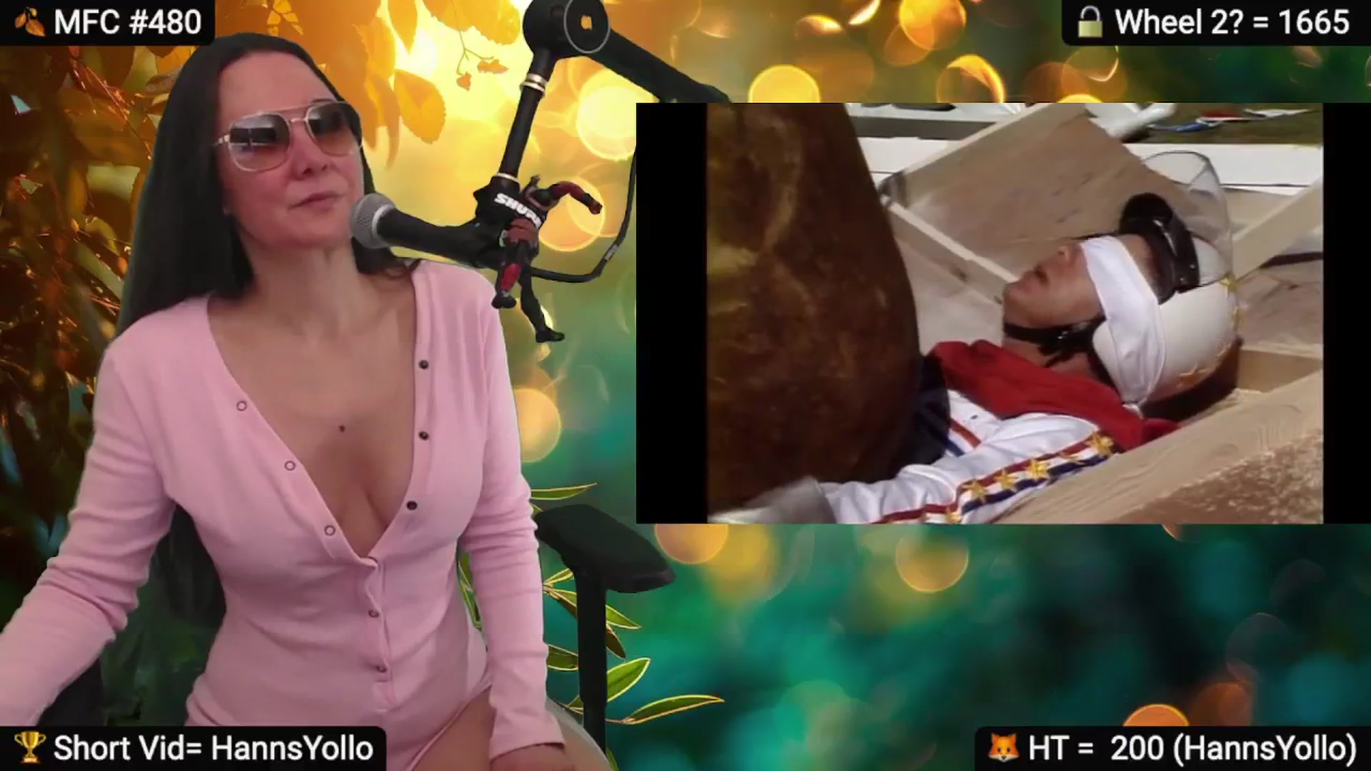 Gallery image thumbnail from DesZeppelin's myfreecams stream on, 11/19/2024, 08:30 image 15 of 20