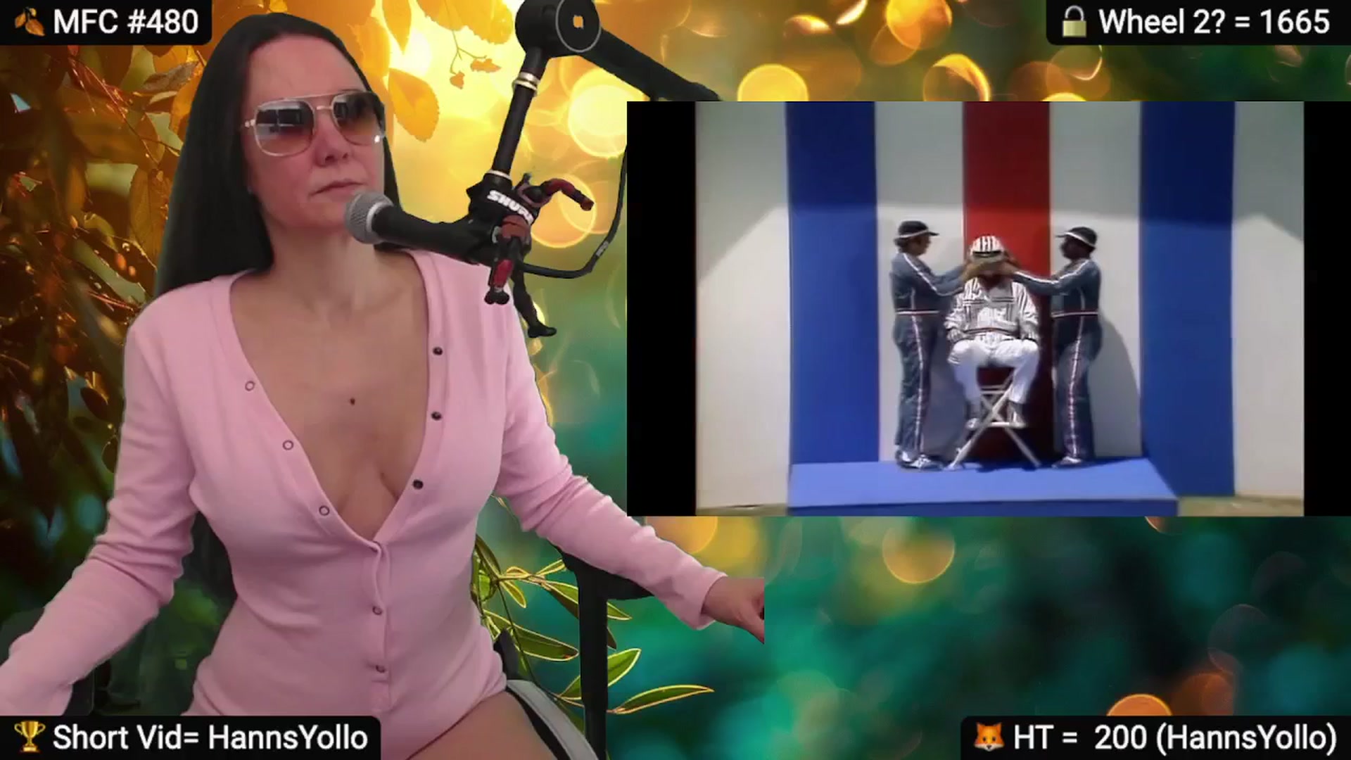 Gallery image thumbnail from DesZeppelin's myfreecams stream on, 11/19/2024, 08:30 image 14 of 20
