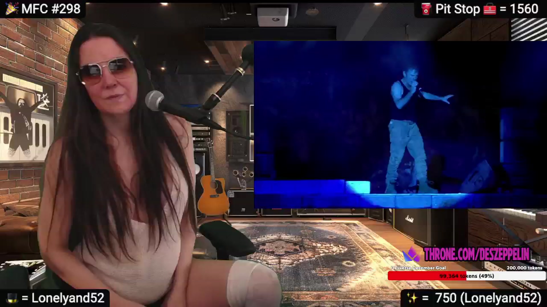 Gallery image thumbnail from DesZeppelin's myfreecams stream on, 12/29/2024, 09:59 image 16 of 20