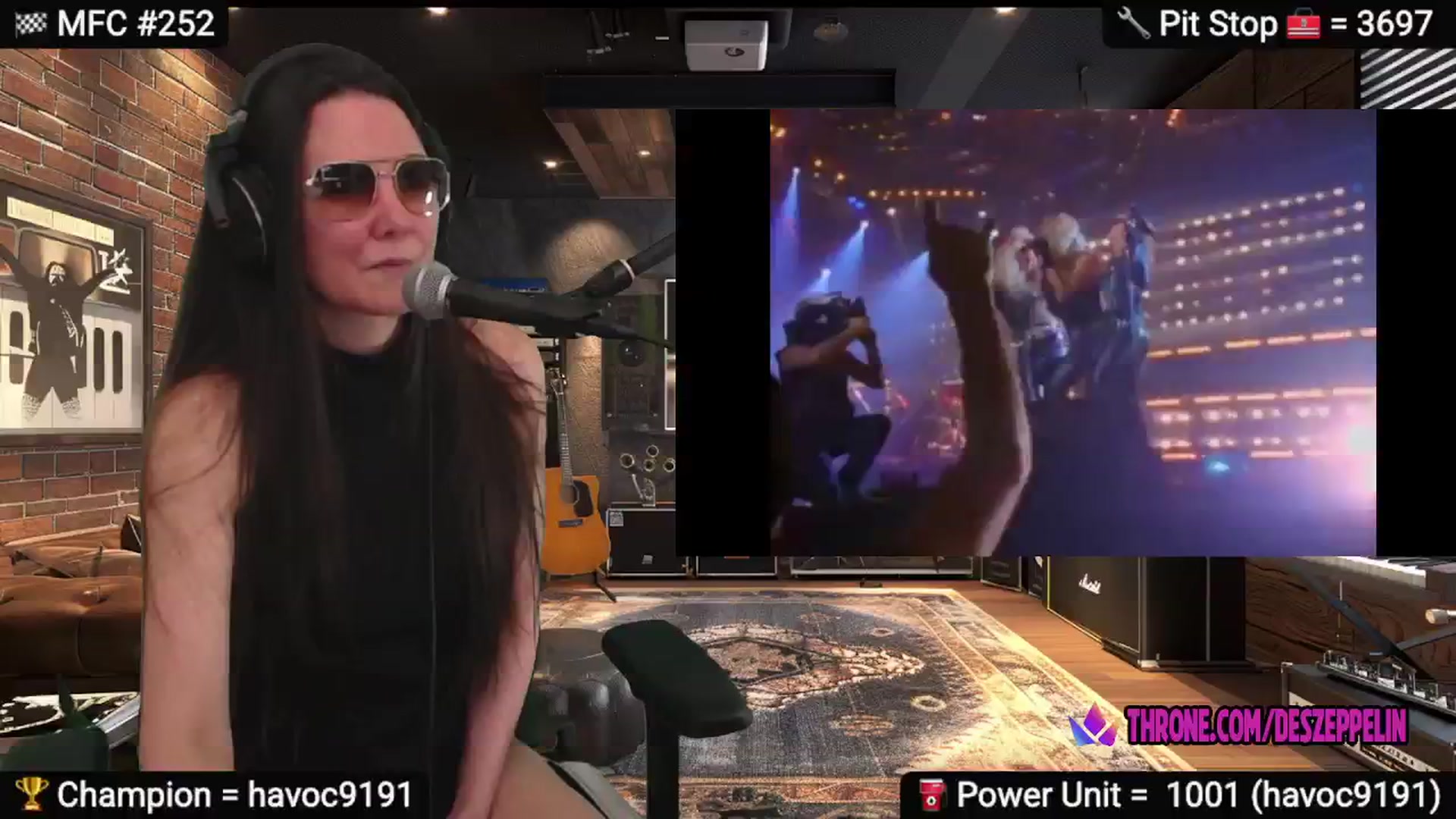 Gallery image thumbnail from DesZeppelin's myfreecams stream on, 01/19/2025, 09:36 image 18 of 20