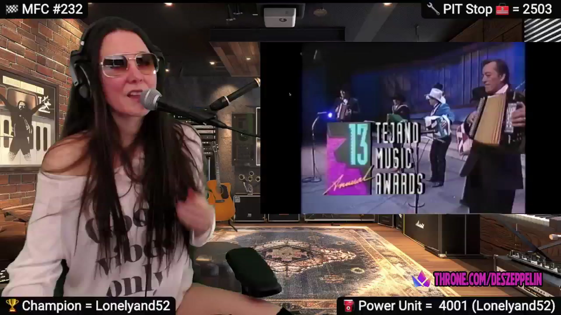 Gallery image thumbnail from DesZeppelin's myfreecams stream on, 01/25/2025, 08:40 image 1 of 20