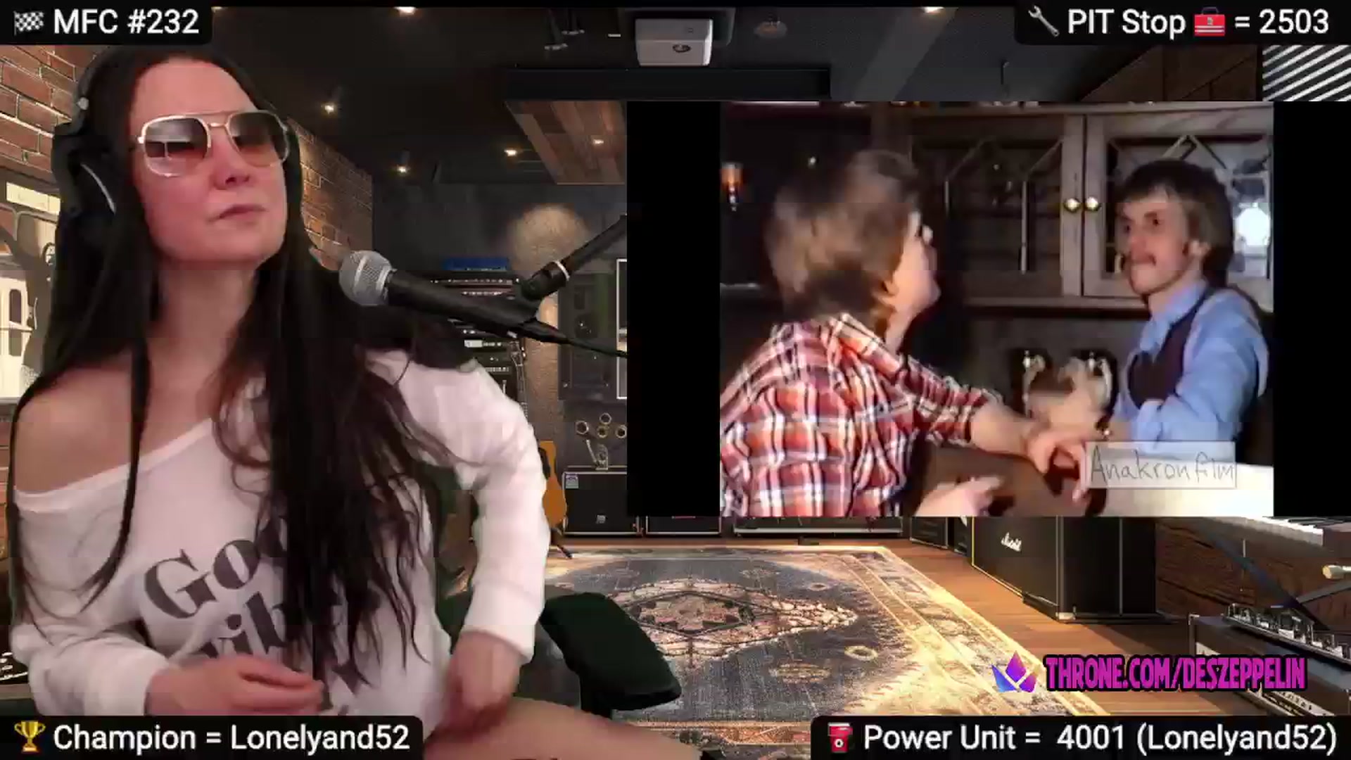 Gallery image thumbnail from DesZeppelin's myfreecams stream on, 01/25/2025, 08:40 image 4 of 20