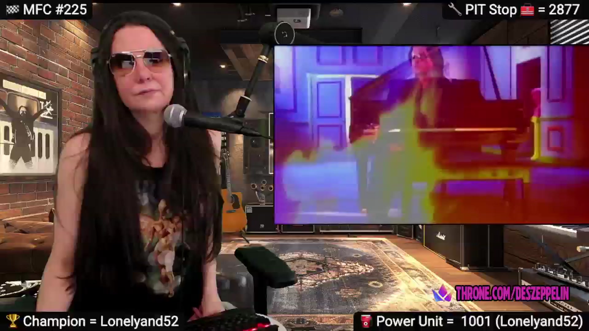 Gallery image thumbnail from DesZeppelin's myfreecams stream on, 01/26/2025, 09:17 image 19 of 20