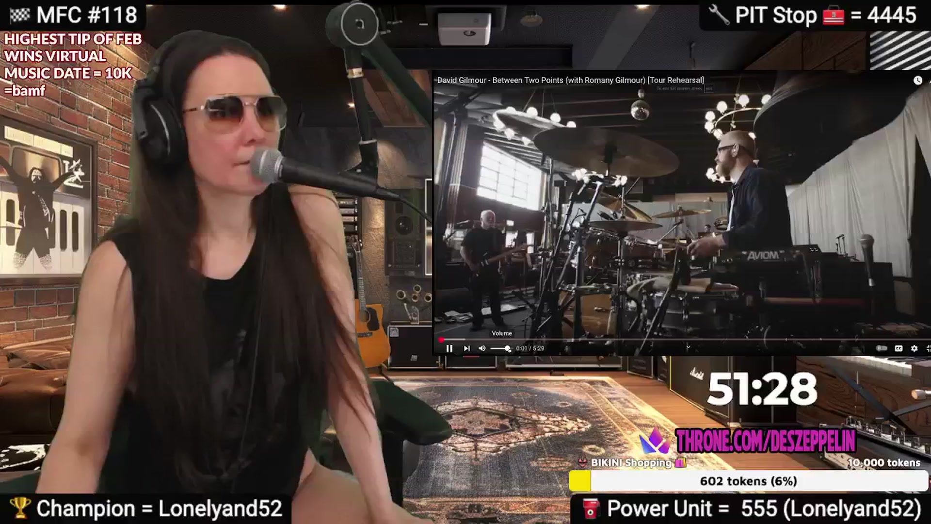 Gallery image thumbnail from DesZeppelin's myfreecams stream on, 02/06/2025, 01:54 image 13 of 20
